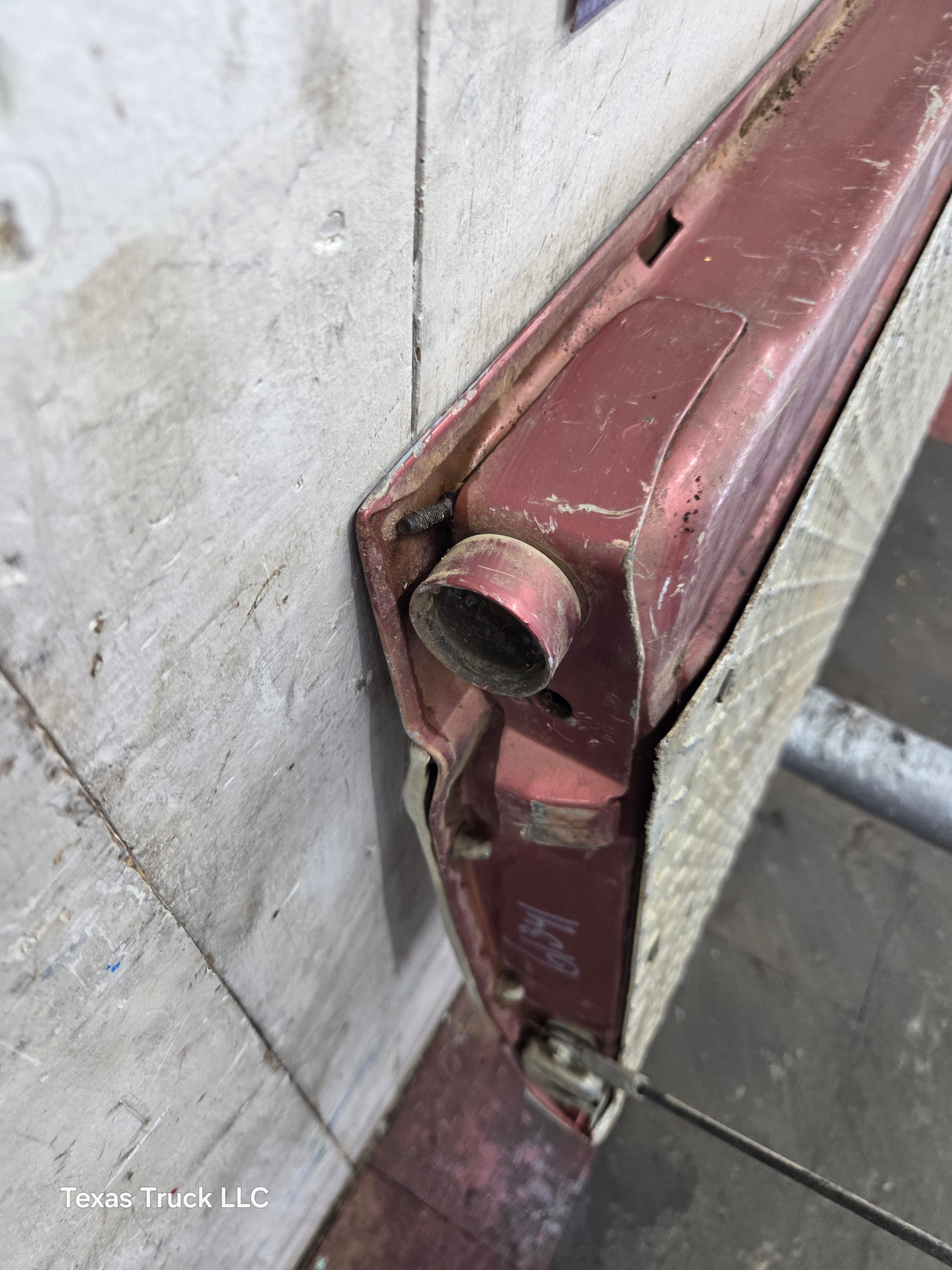1980-1986 Bullnose / Bricknose / OBS Ford F100 F150 F250 F350 Tailgate