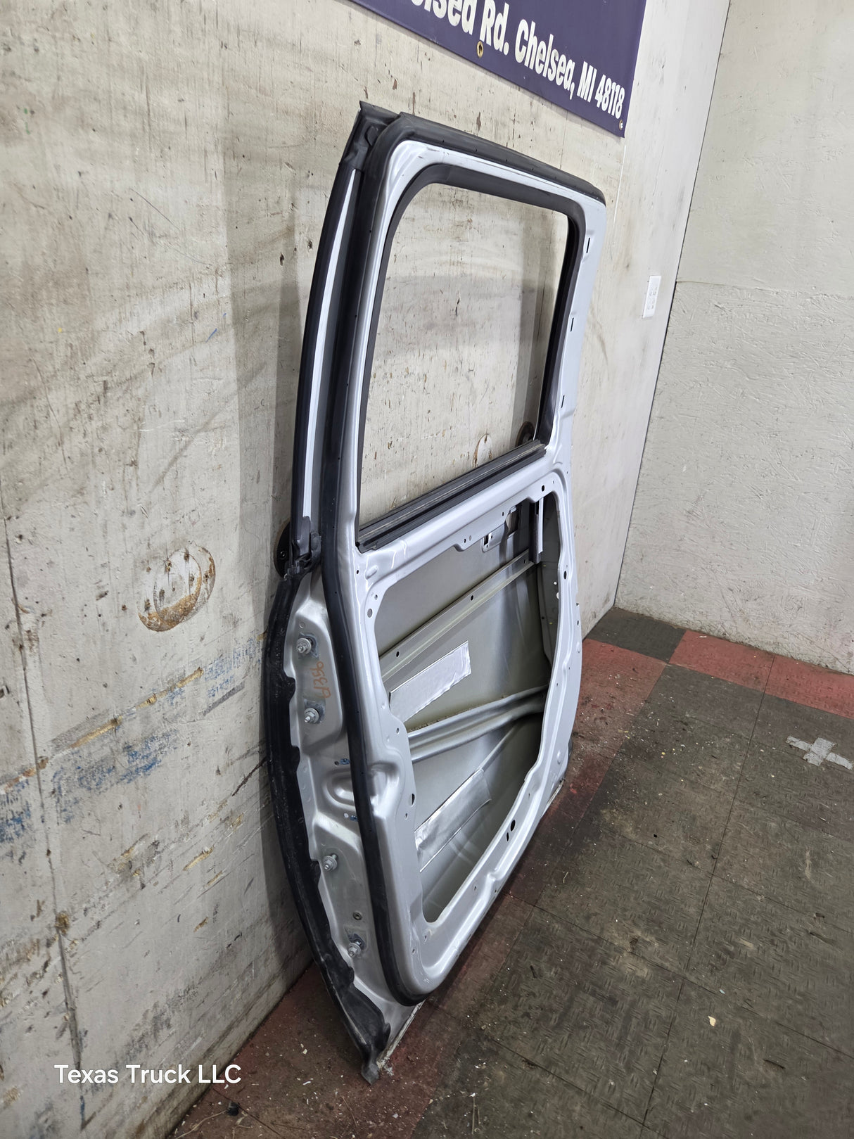 2009-2018 Dodge Ram 4th Gen Passenger Side Rear CREW Cab Door 1500 2500 3500 4500 5500