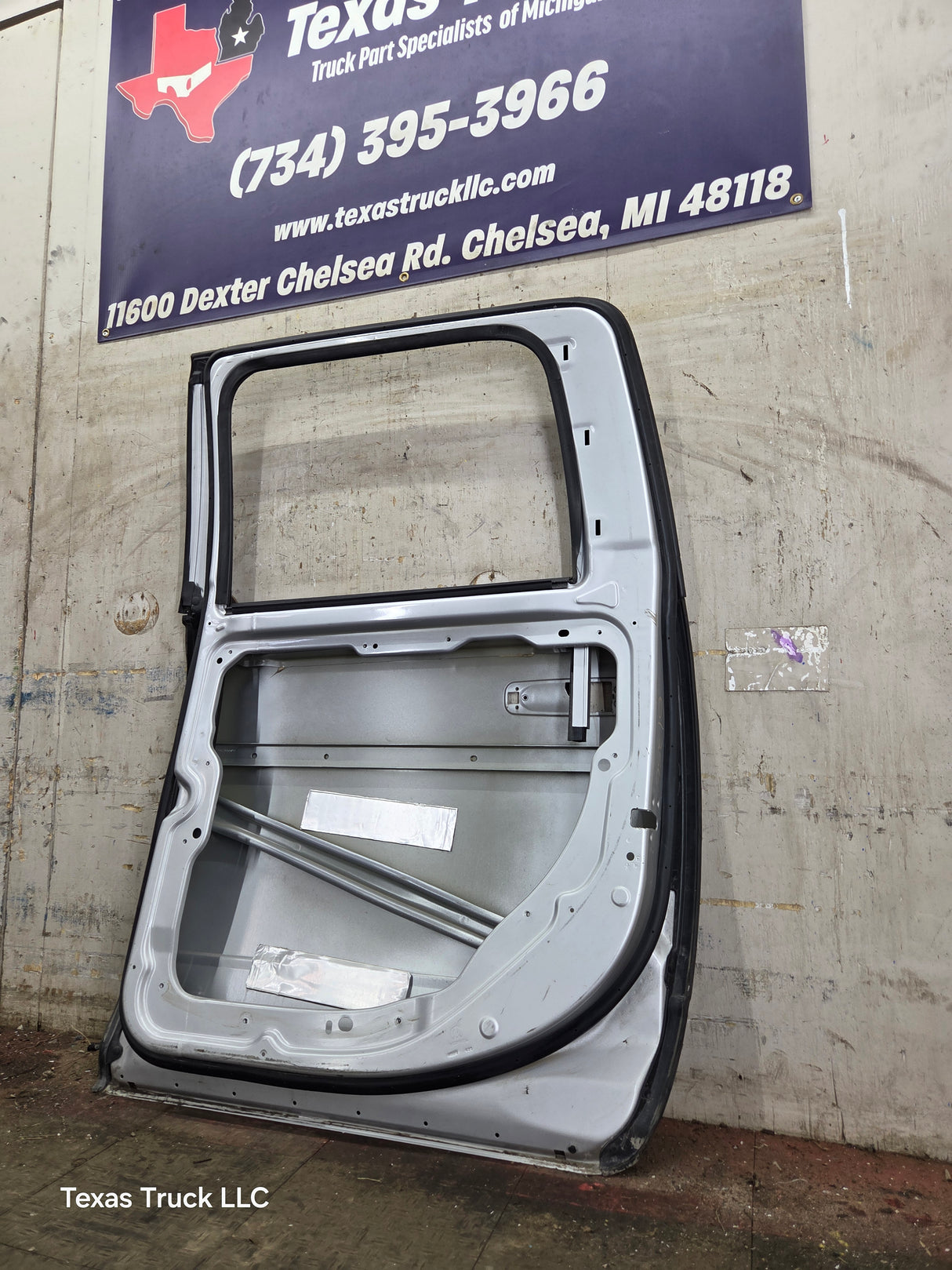 2009-2018 Dodge Ram 4th Gen Passenger Side Rear CREW Cab Door 1500 2500 3500 4500 5500