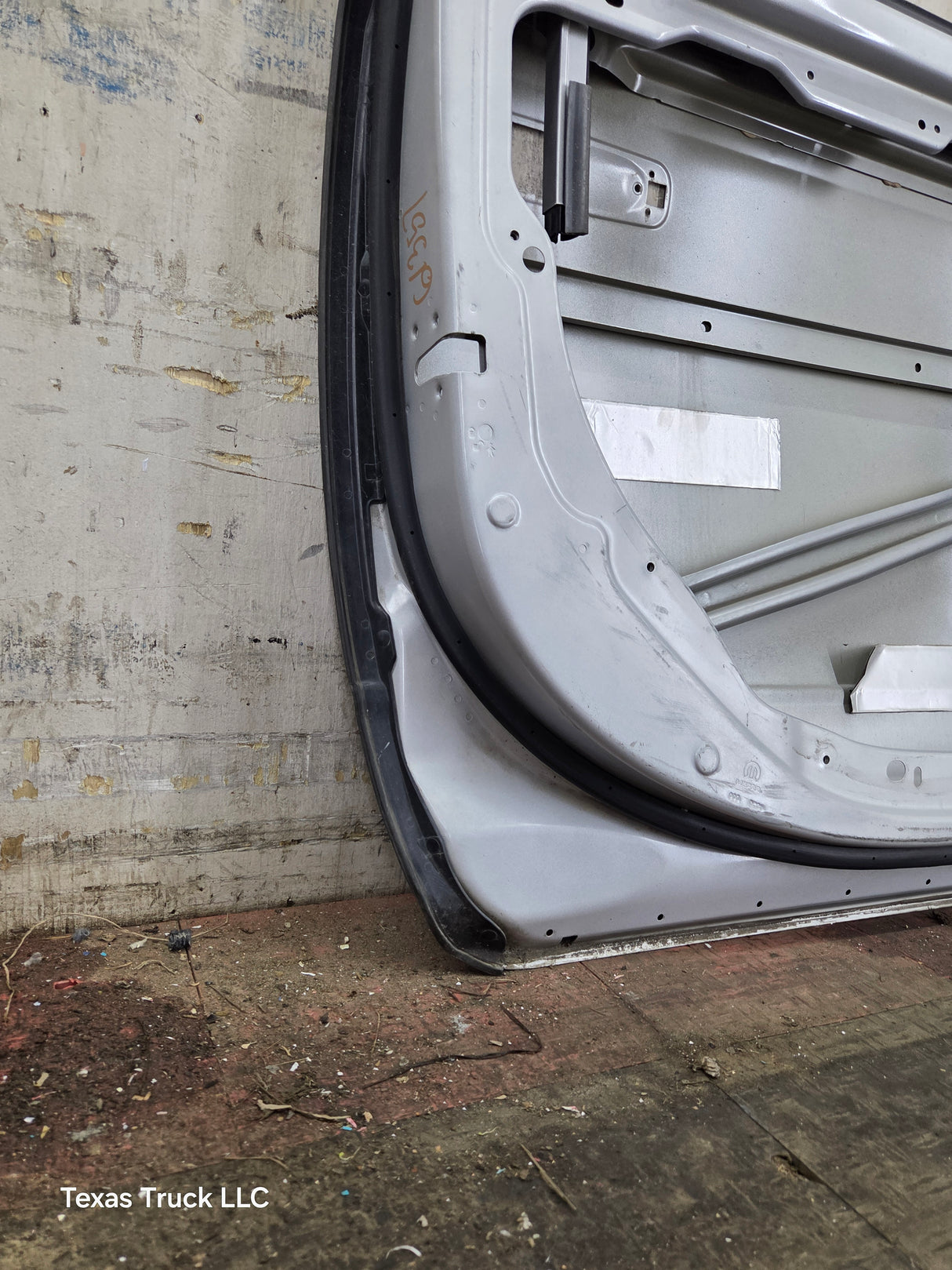 2009-2018 Dodge Ram 4th Gen LH Driver Side Rear CREW Cab Door 1500 2500 3500 4500 5500