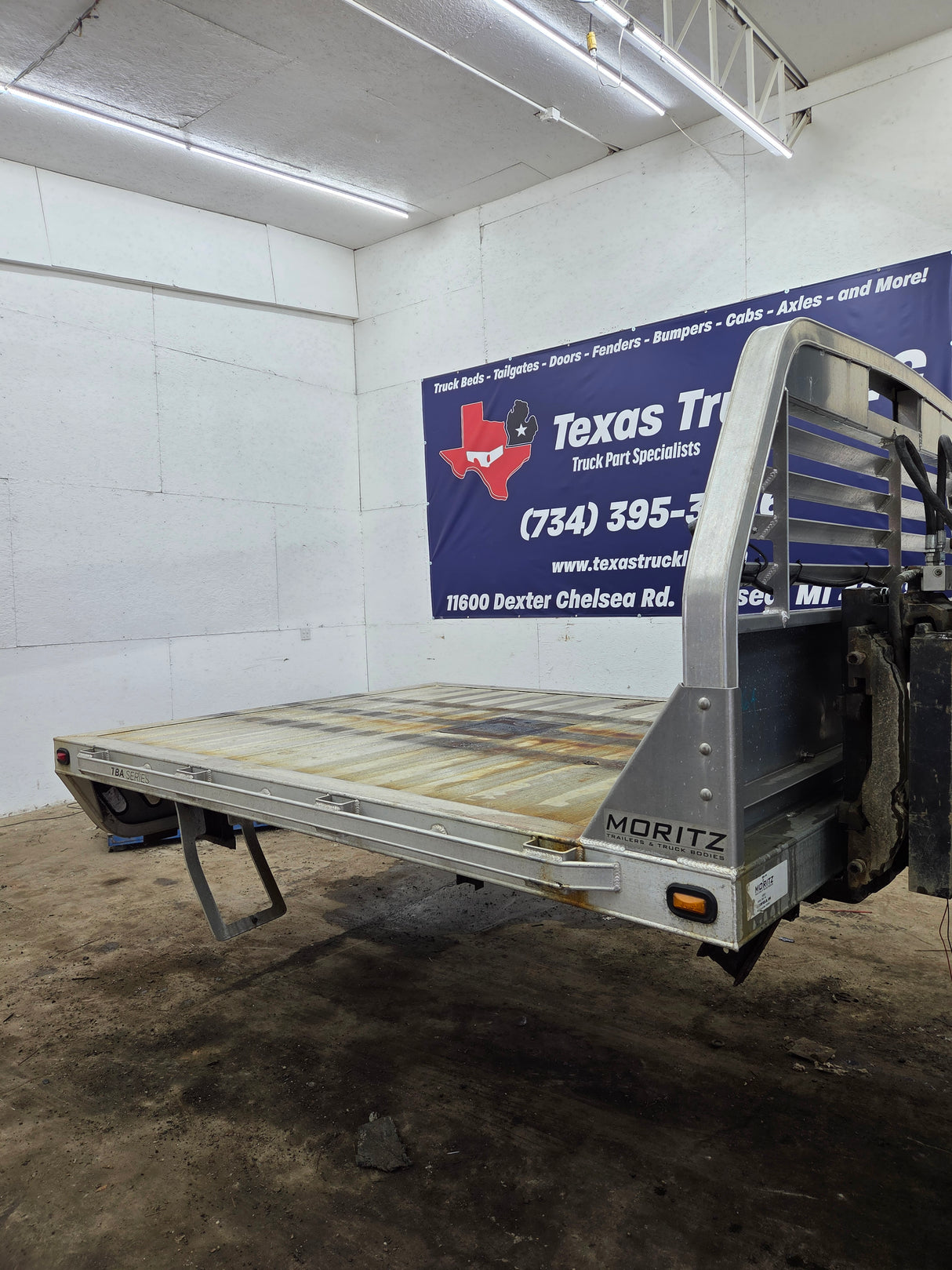 8' Aluminum Flatbed Single Rear Wheel Universal Off A Ford Super Duty