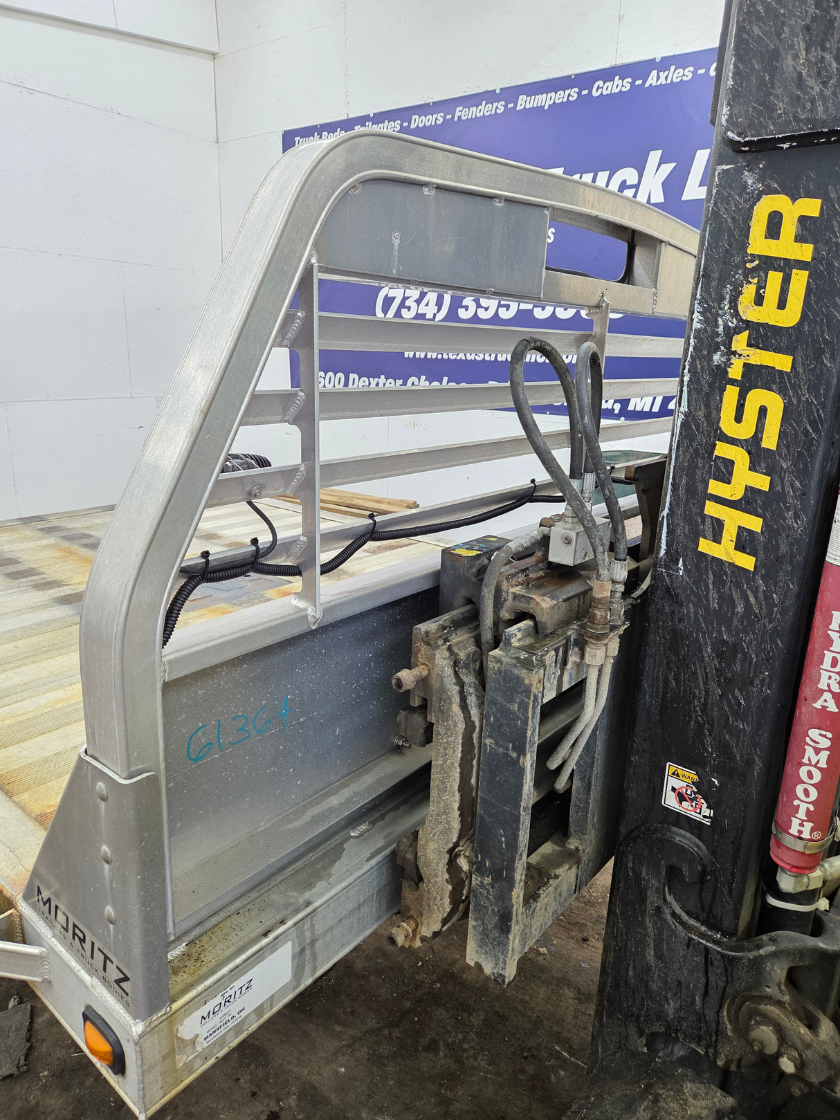 8' Aluminum Flatbed Single Rear Wheel Universal Off A Ford Super Duty