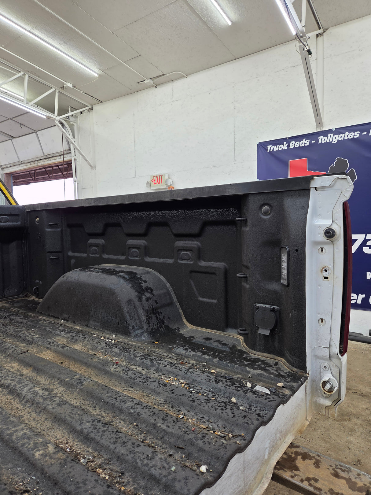 2019-2026 Chevrolet Silverado 1500 5'9" Short Truck Bed