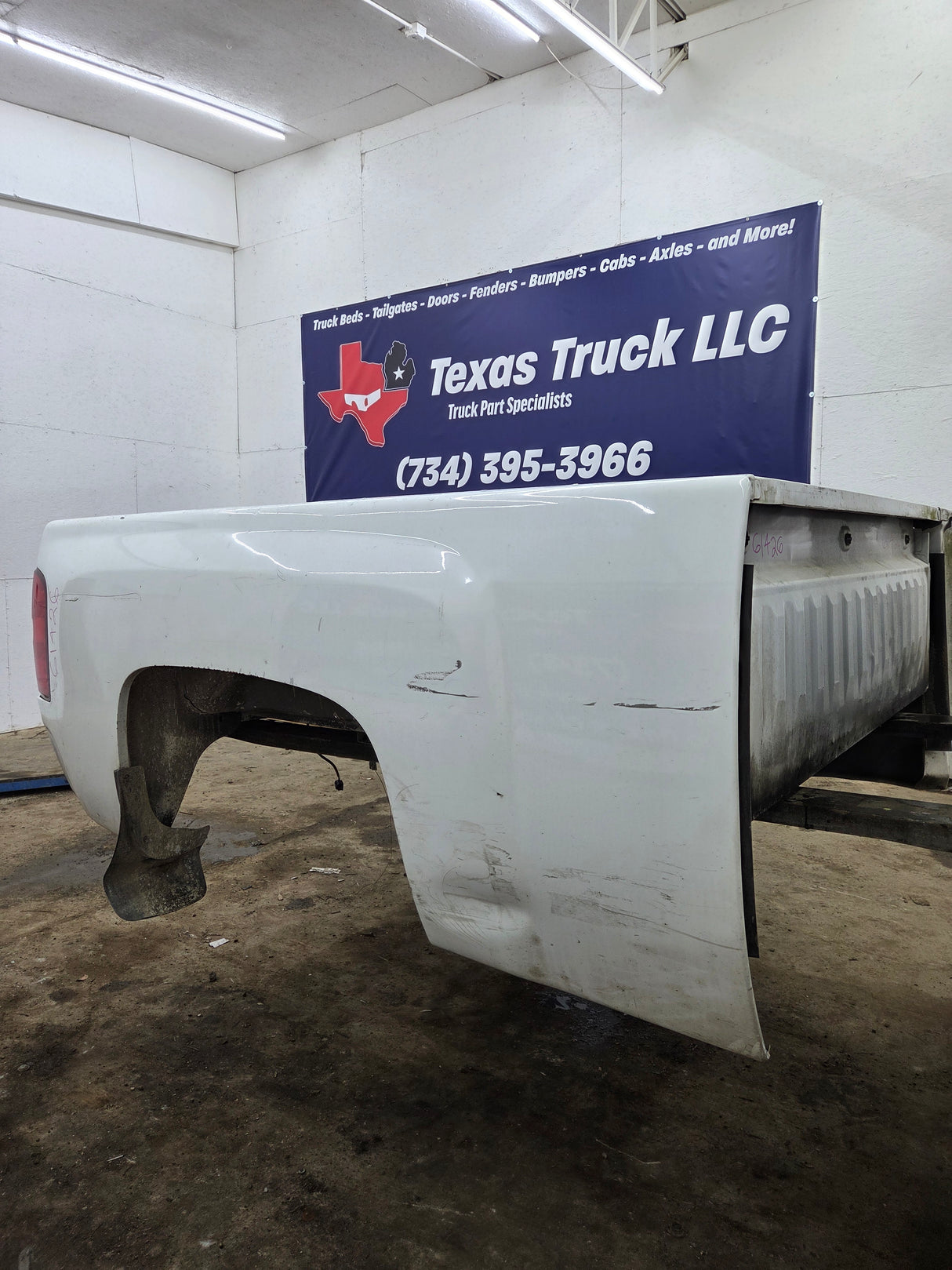 2007-2013 Chevrolet Silverado 1500 2500 3500 HD 6' 6" Short Truck Bed