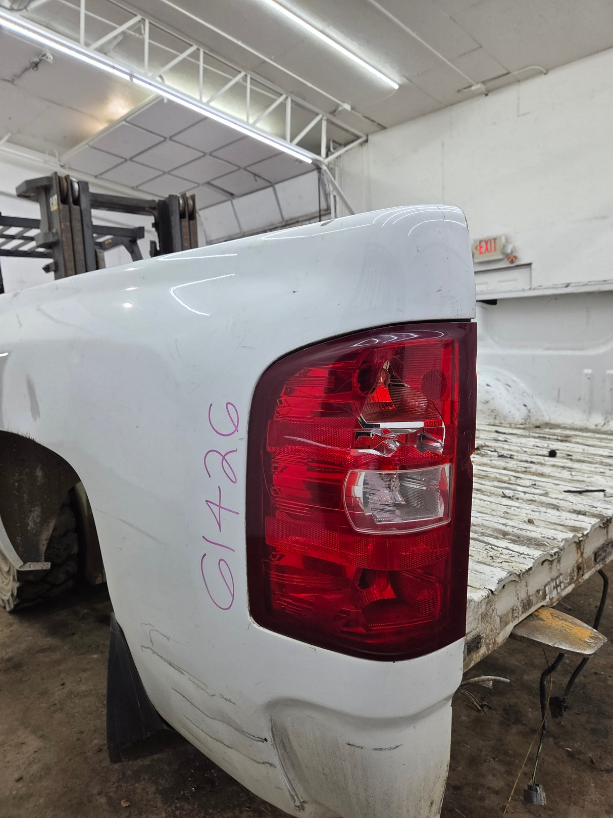 2007-2013 Chevrolet Silverado 1500 2500 3500 HD 6' 6" Short Truck Bed