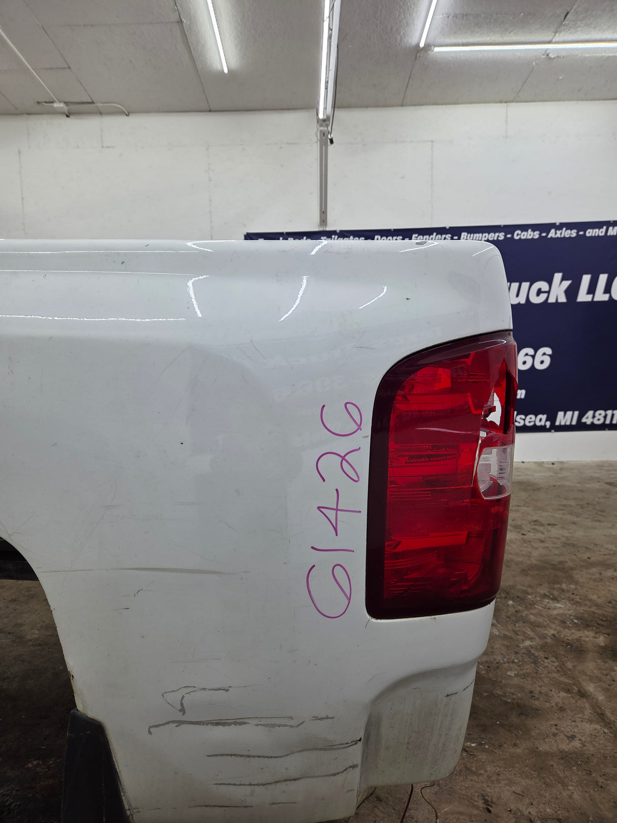 2007-2013 Chevrolet Silverado 1500 2500 3500 HD 6' 6" Short Truck Bed
