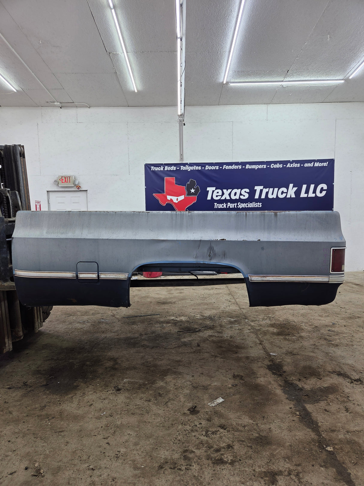 1979-1987 Chevrolet / GMC Square Body 8' Long Bed C10 C15 C20 C25 C35 K10 K15 K20 K25 K35