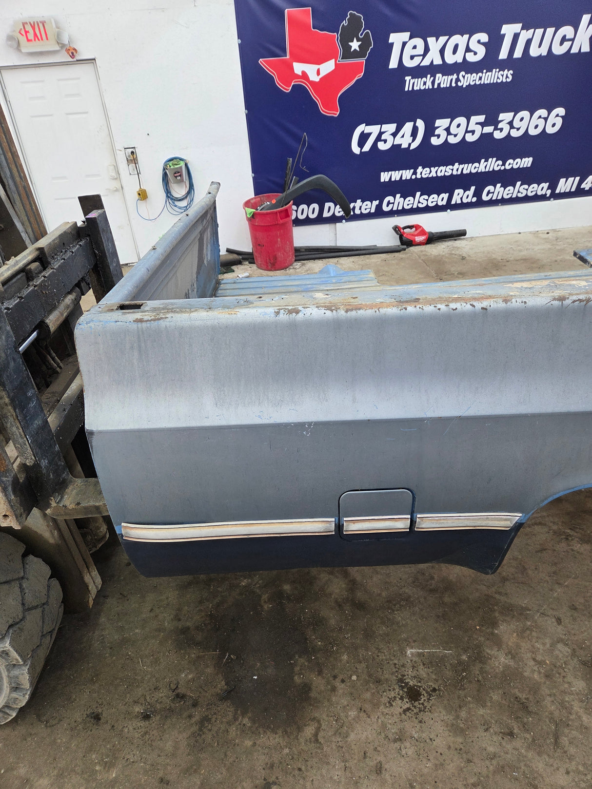 1979-1987 Chevrolet / GMC Square Body 8' Long Bed C10 C15 C20 C25 C35 K10 K15 K20 K25 K35