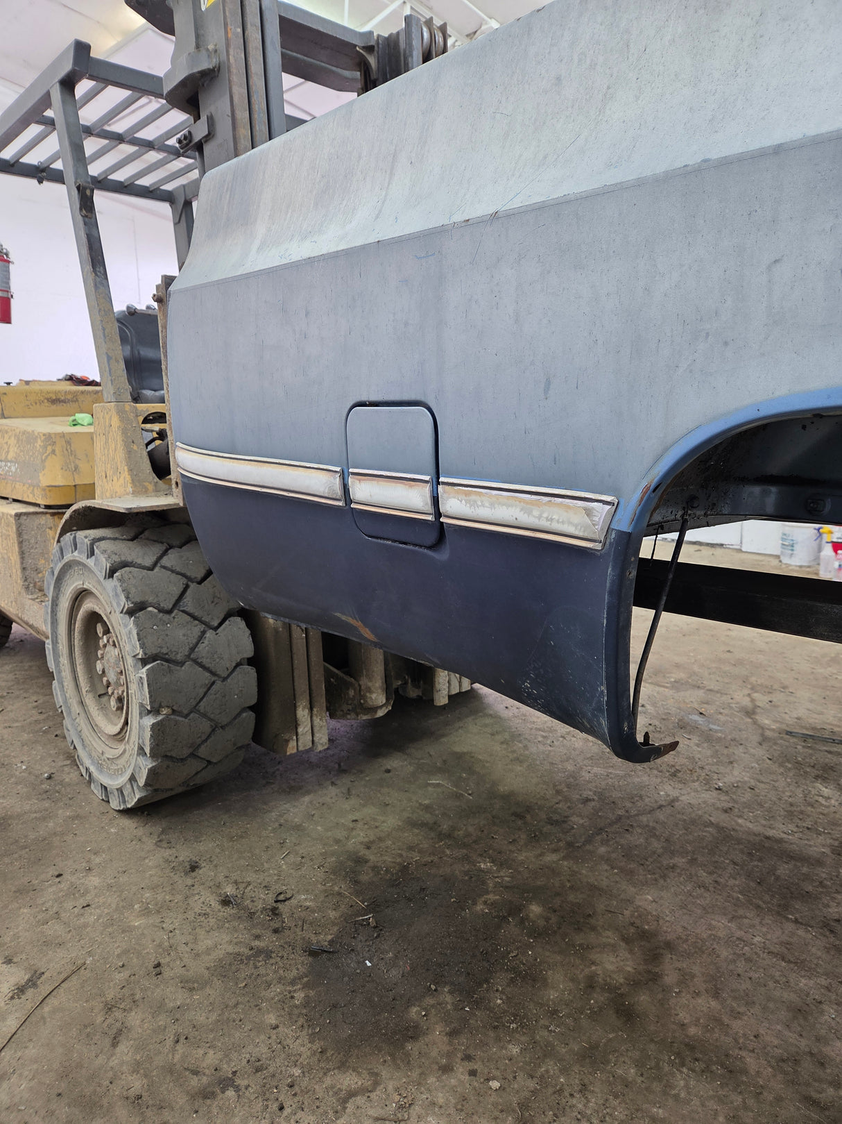 1979-1987 Chevrolet / GMC Square Body 8' Long Bed C10 C15 C20 C25 C35 K10 K15 K20 K25 K35