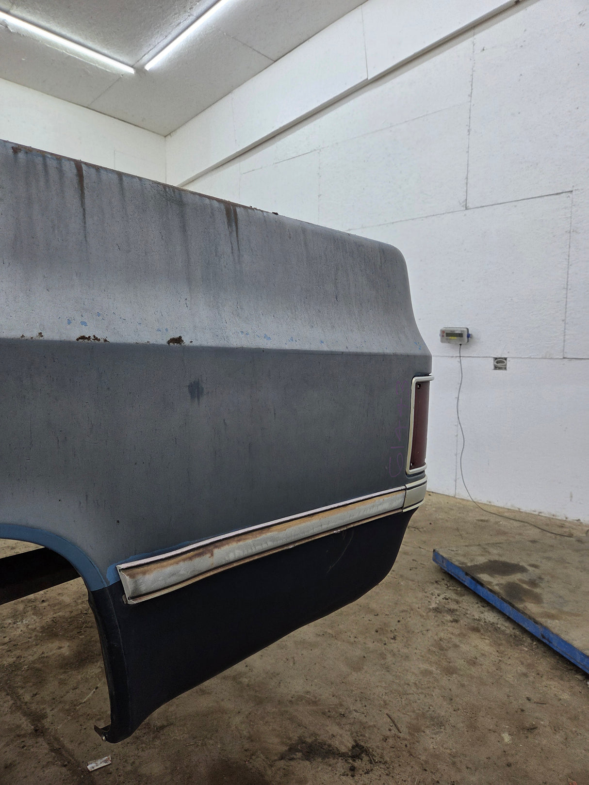 1979-1987 Chevrolet / GMC Square Body 8' Long Bed C10 C15 C20 C25 C35 K10 K15 K20 K25 K35