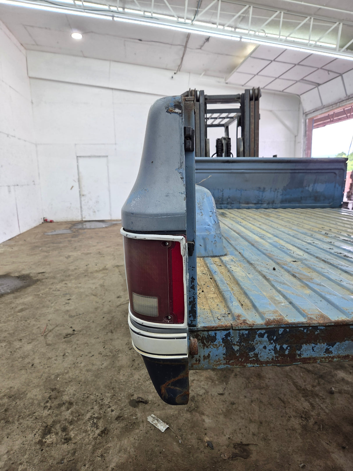 1979-1987 Chevrolet / GMC Square Body 8' Long Bed C10 C15 C20 C25 C35 K10 K15 K20 K25 K35