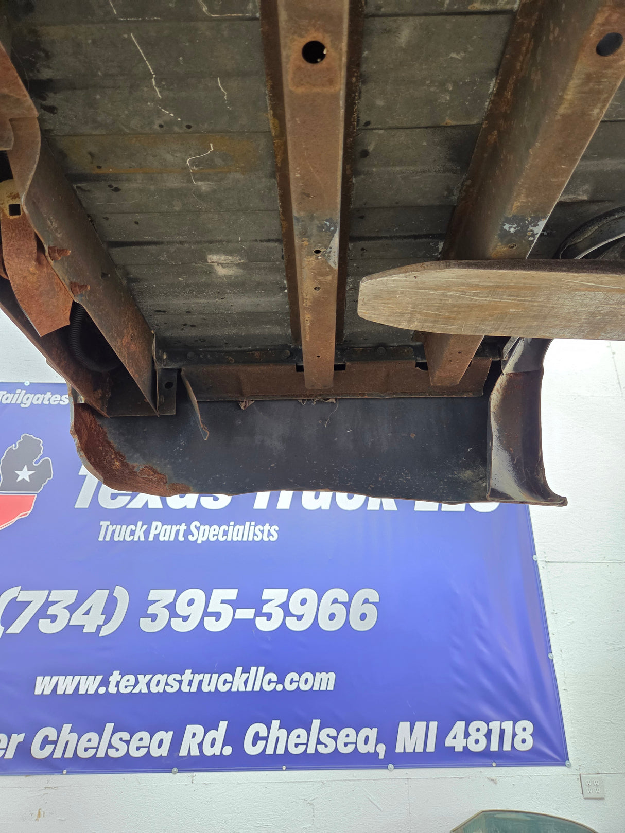 1979-1987 Chevrolet / GMC Square Body 8' Long Bed C10 C15 C20 C25 C35 K10 K15 K20 K25 K35