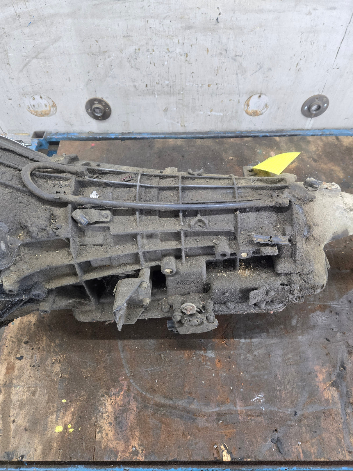 1999-2003 7.3L Power Stroke 2wd 4r100 Automatic Transmission Ford Pickup F250 F350 F450 F550