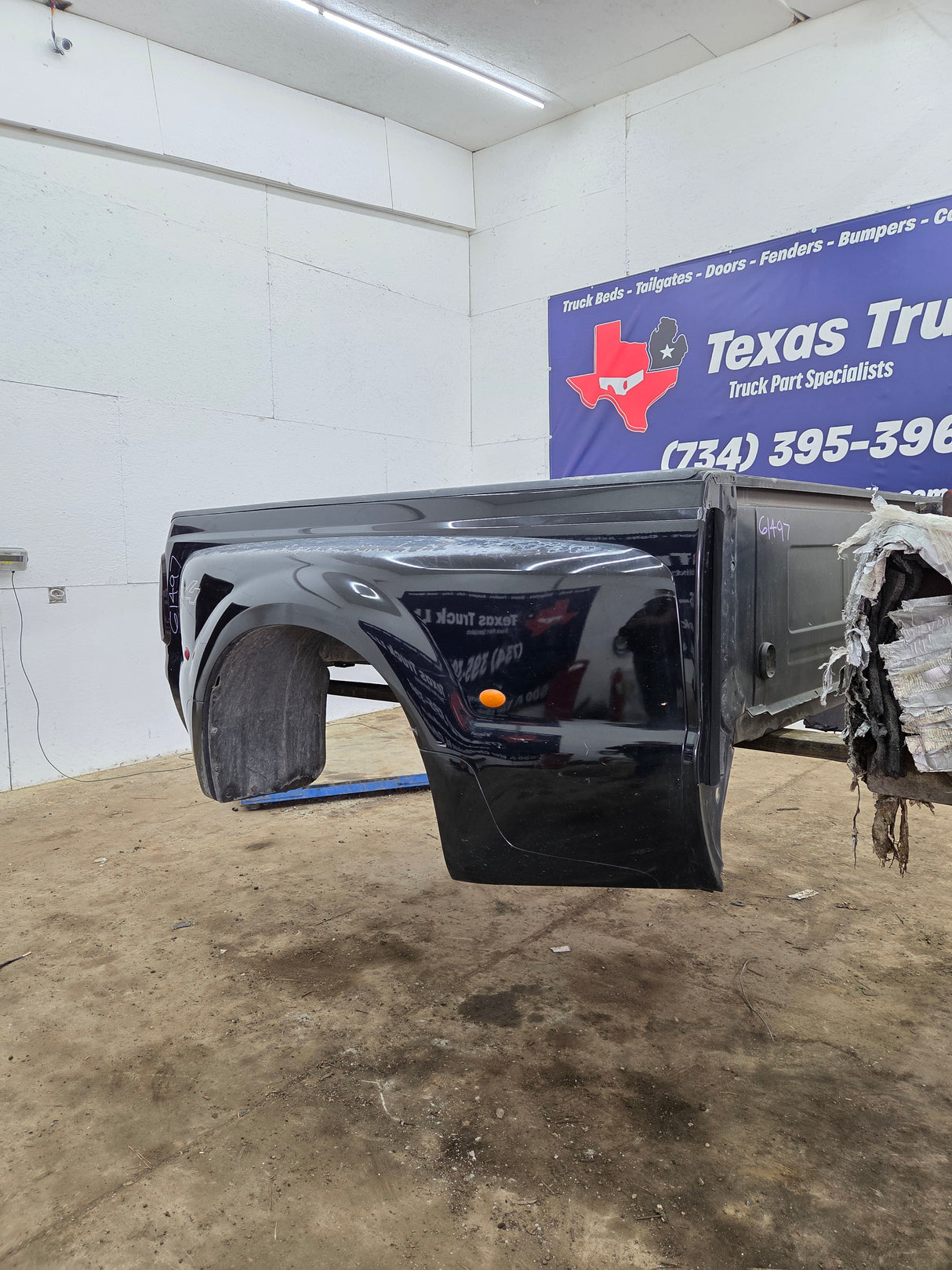 1999-2010 Ford Super Duty F250 F350 6' 9" Dually Short Truck Bed