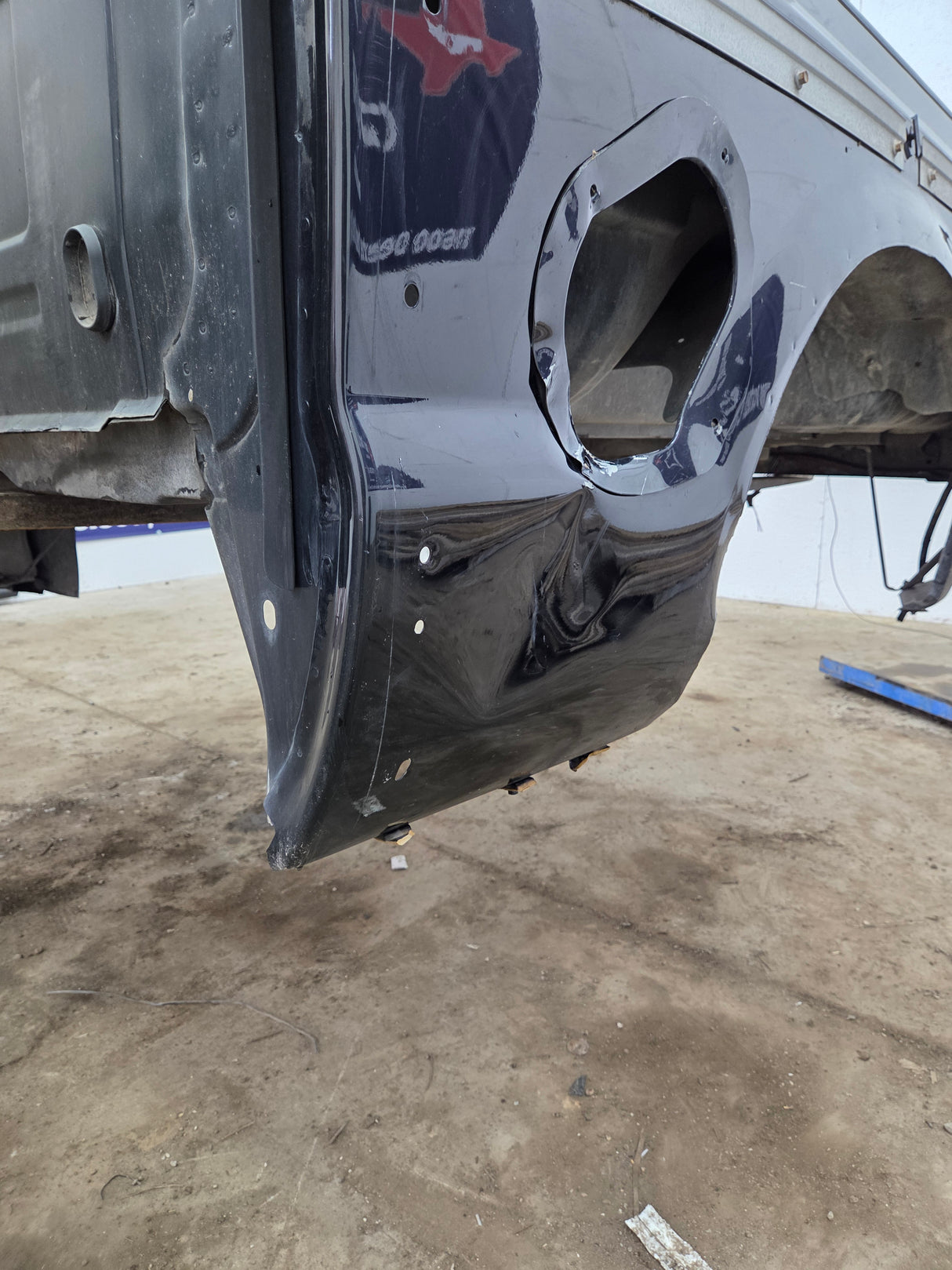 1999-2010 Ford Super Duty F250 F350 6' 9" Dually Short Truck Bed