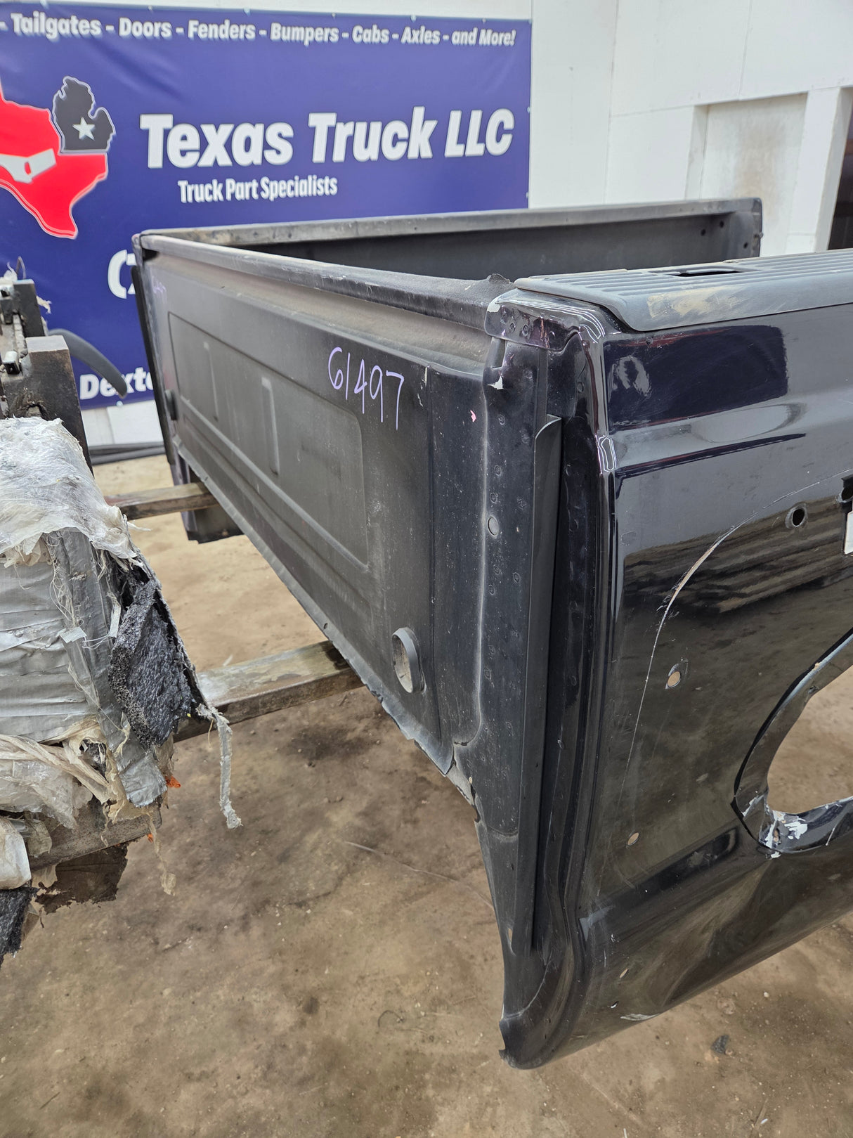 1999-2010 Ford Super Duty F250 F350 6' 9" Dually Short Truck Bed