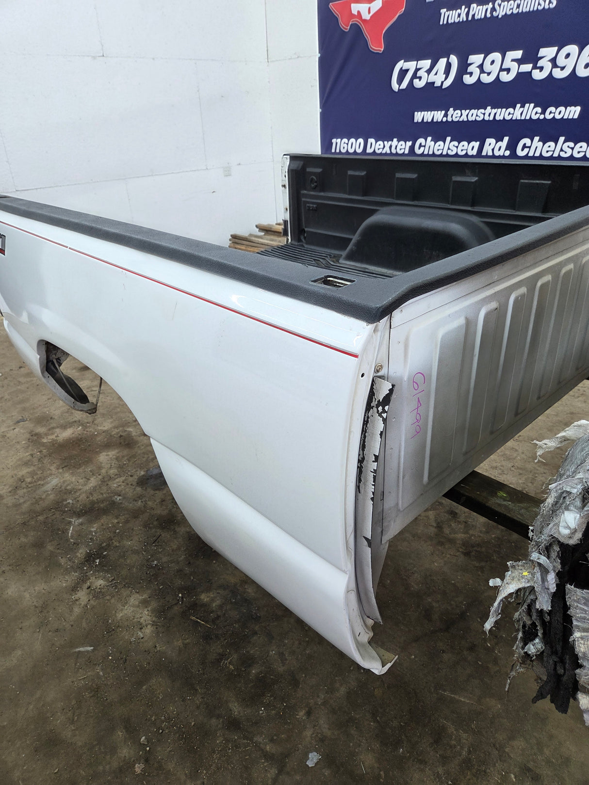 1999-2007 Chevrolet Silverado / GMC Sierra 1500 2500HD 3500HD 6' 6" Short Truck Bed