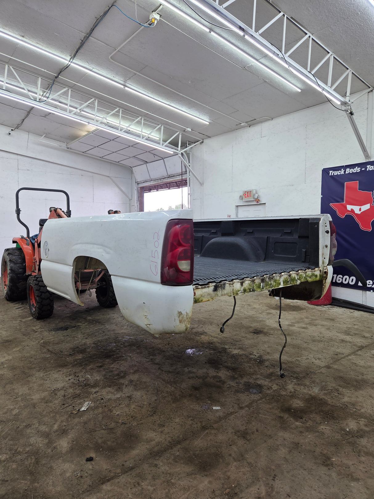 1999-2007 Chevrolet Silverado / GMC Sierra 1500 2500 3500 HD 8' Long Bed Truck Bed