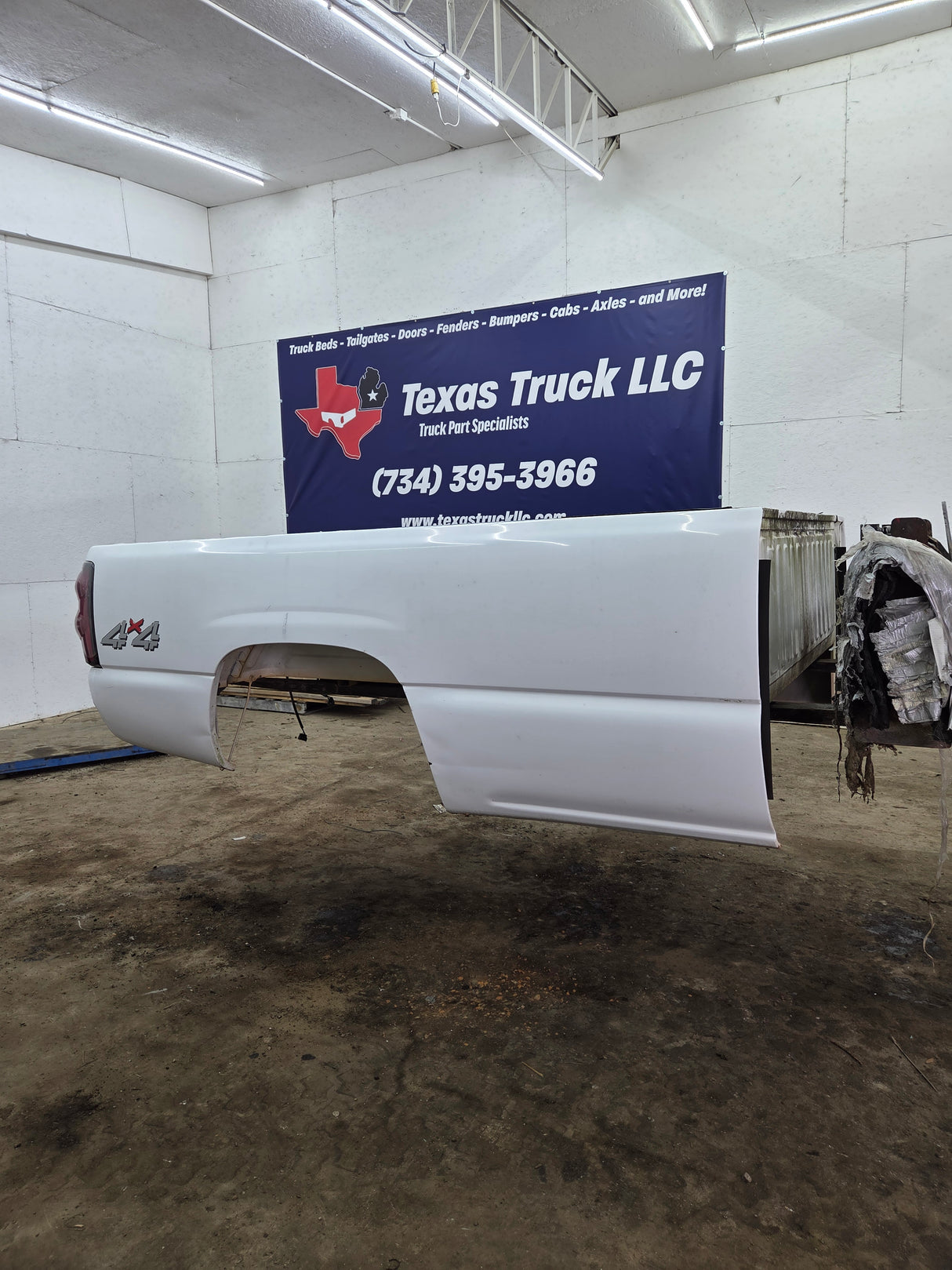 1999-2007 Chevrolet Silverado / GMC Sierra 1500 2500 3500 HD 8' Long Bed Truck Bed