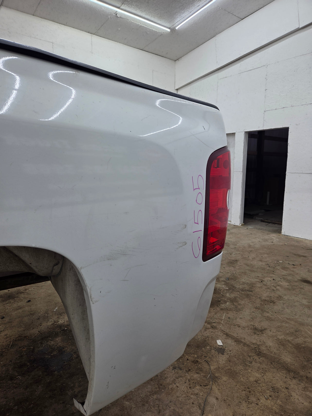 2007-2013 Chevrolet Silverado 1500 2500 3500 HD 6' 6" Short Truck Bed