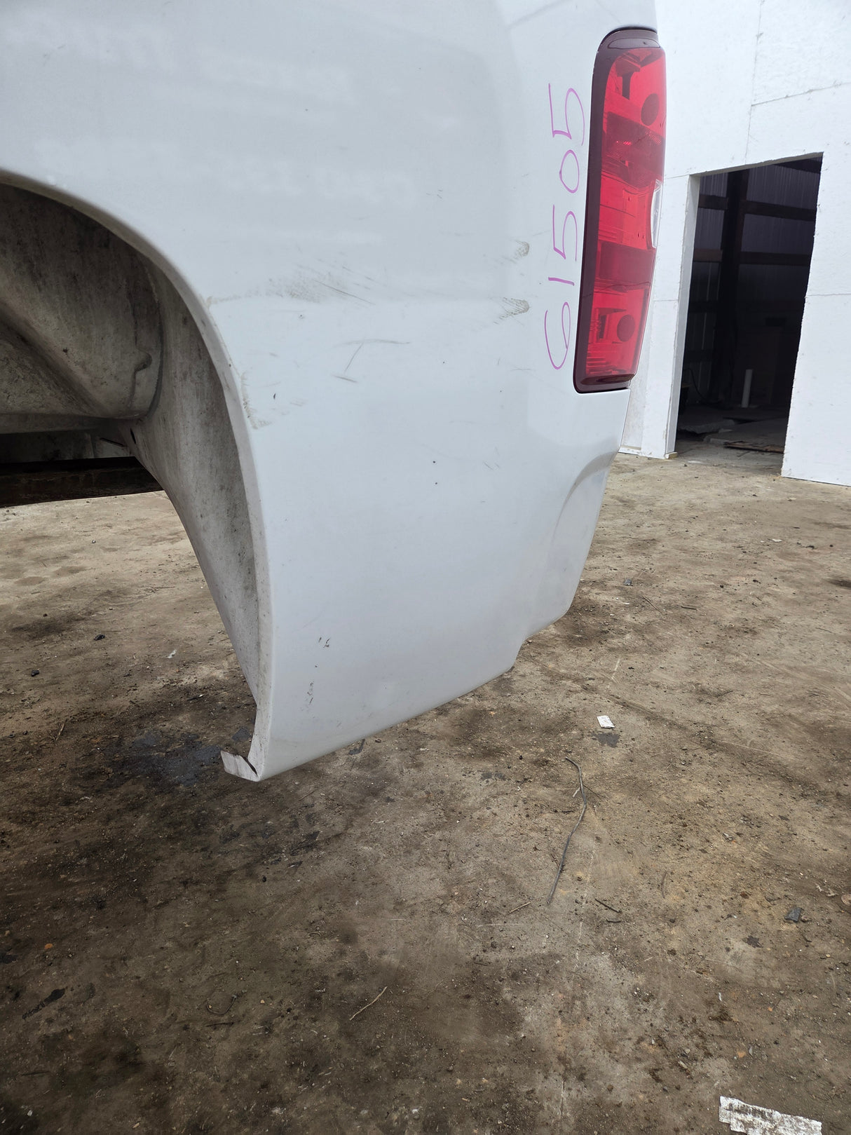 2007-2013 Chevrolet Silverado 1500 2500 3500 HD 6' 6" Short Truck Bed