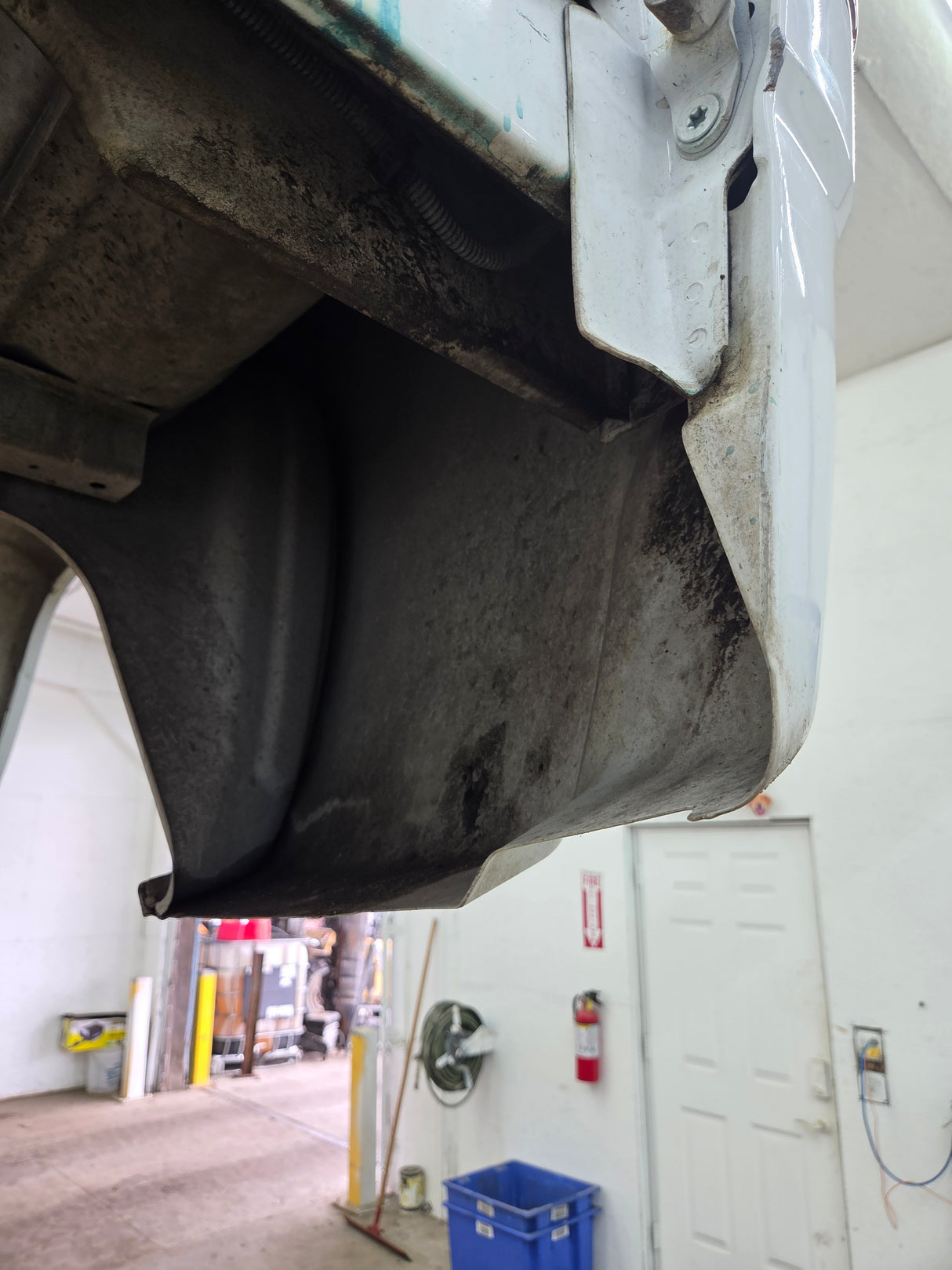 2007-2013 Chevrolet Silverado 1500 2500 3500 HD 6' 6" Short Truck Bed