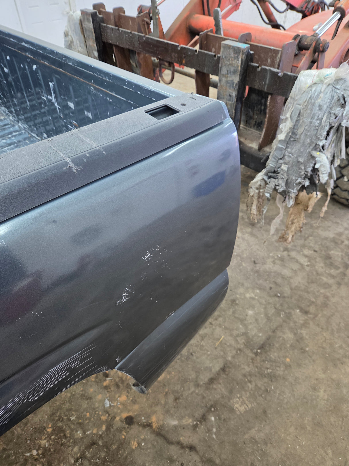 1999-2007 Chevrolet Silverado / GMC Sierra 1500 5' 8" Short Truck Bed