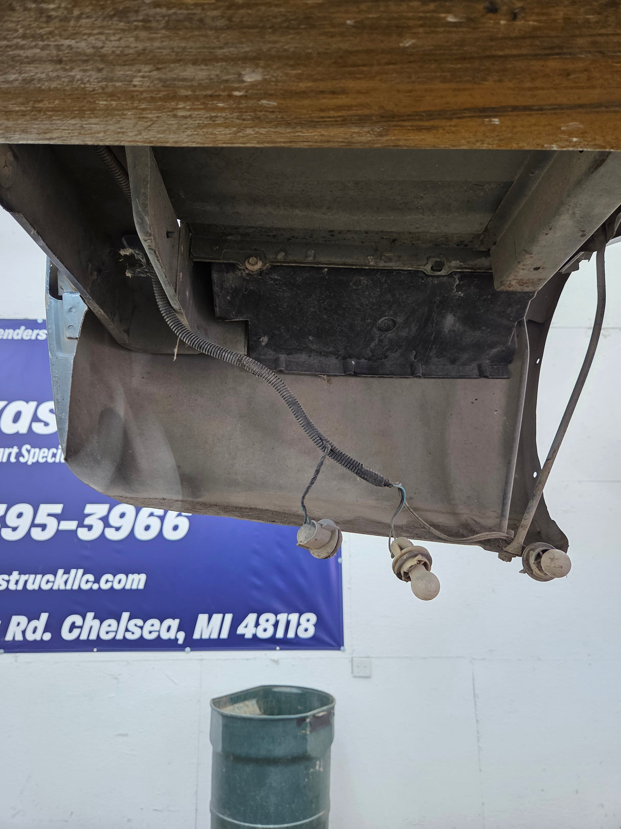 1999-2007 Chevrolet Silverado / GMC Sierra 1500 5' 8" Short Truck Bed