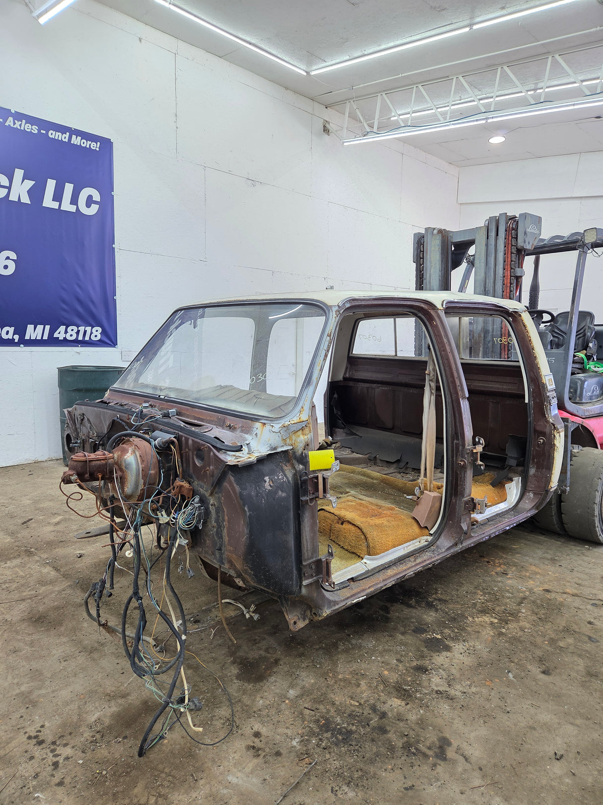 1973-1987 Chevrolet / GMC Square Body Crew Cab Truck Cab K series / C series