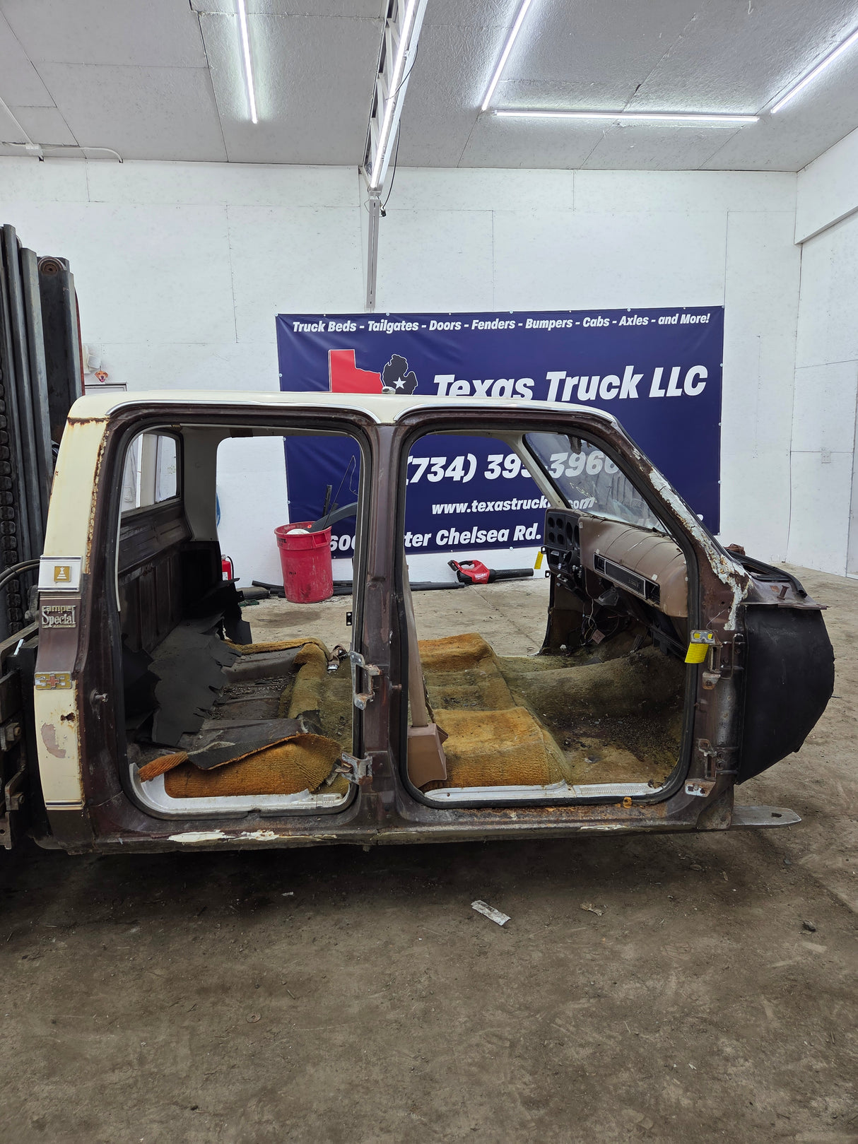 1973-1987 Chevrolet / GMC Square Body Crew Cab Truck Cab K series / C series