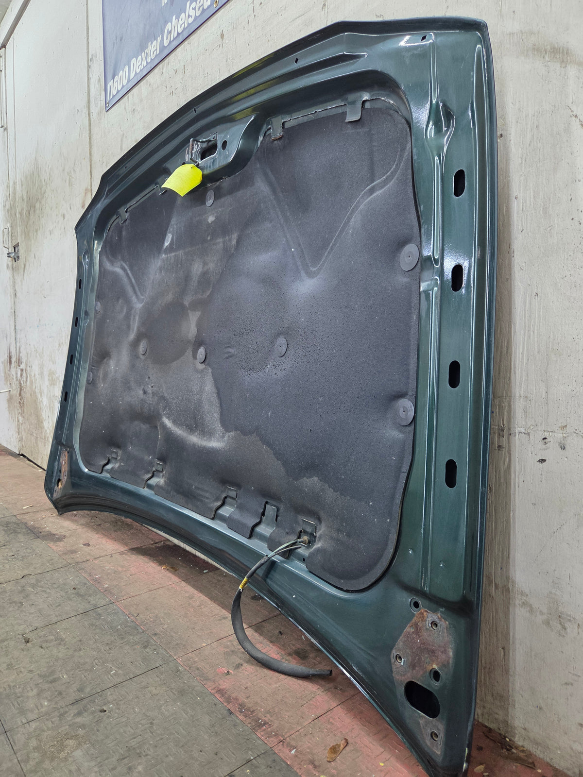1999-2006 GMC Sierra 1500 2500 3500 Hood