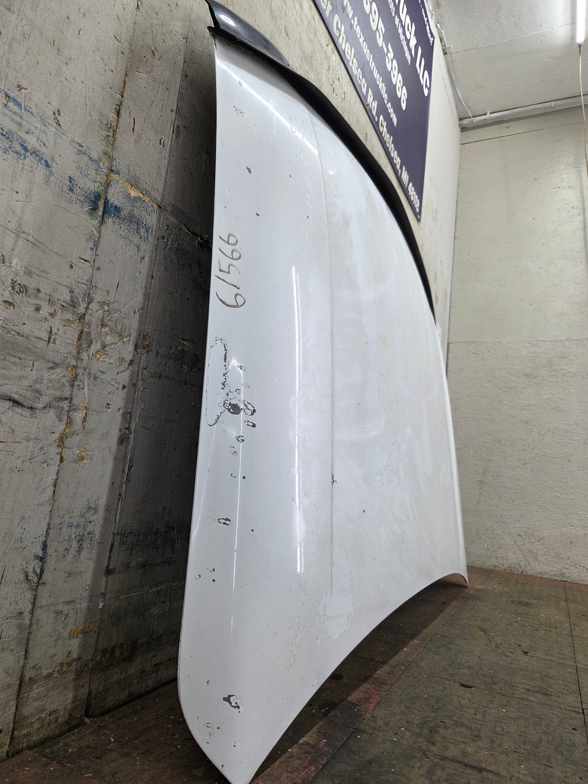 1999-2006 GMC Sierra 1500 2500 3500 Hood