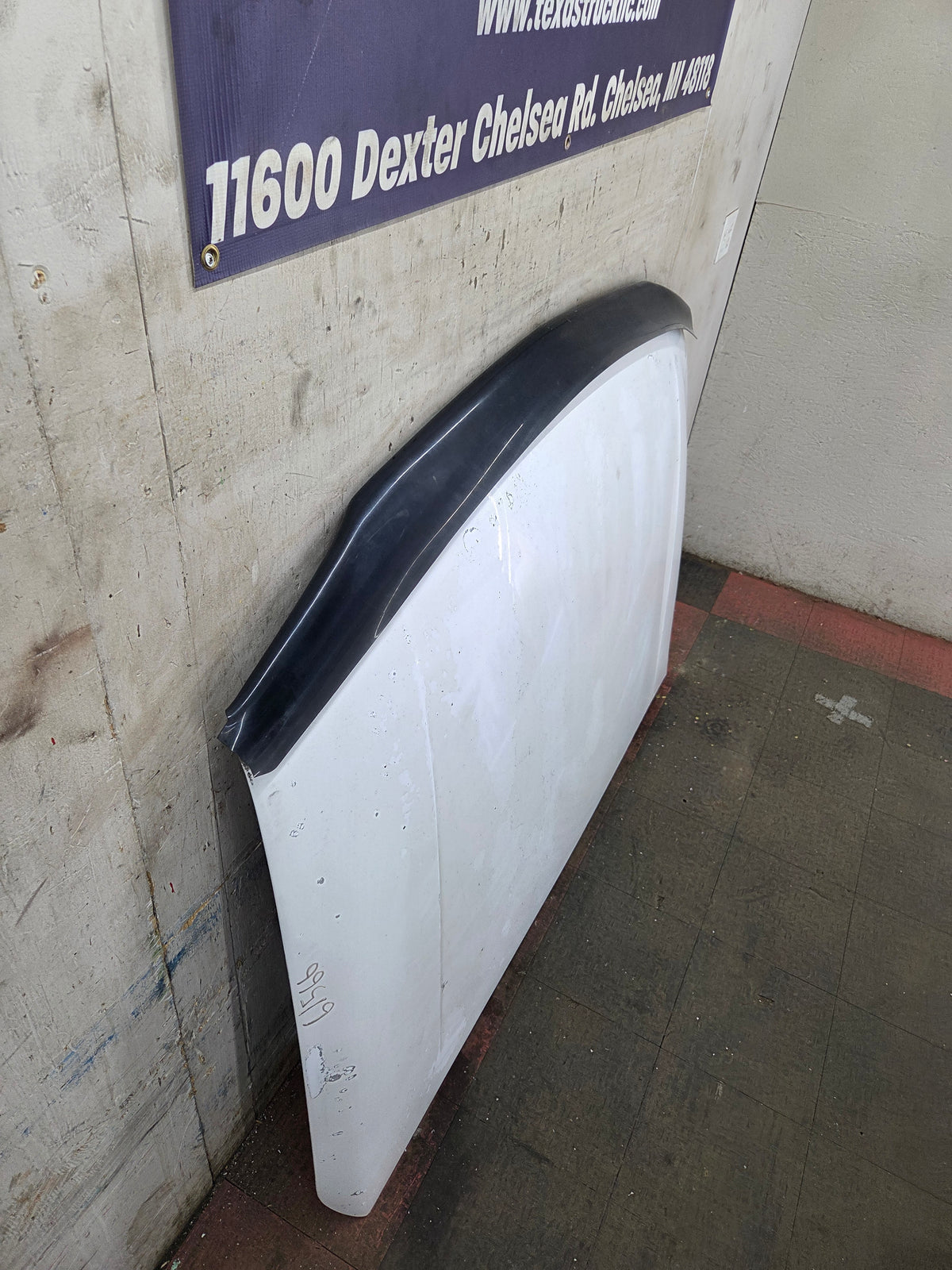 1999-2006 GMC Sierra 1500 2500 3500 Hood