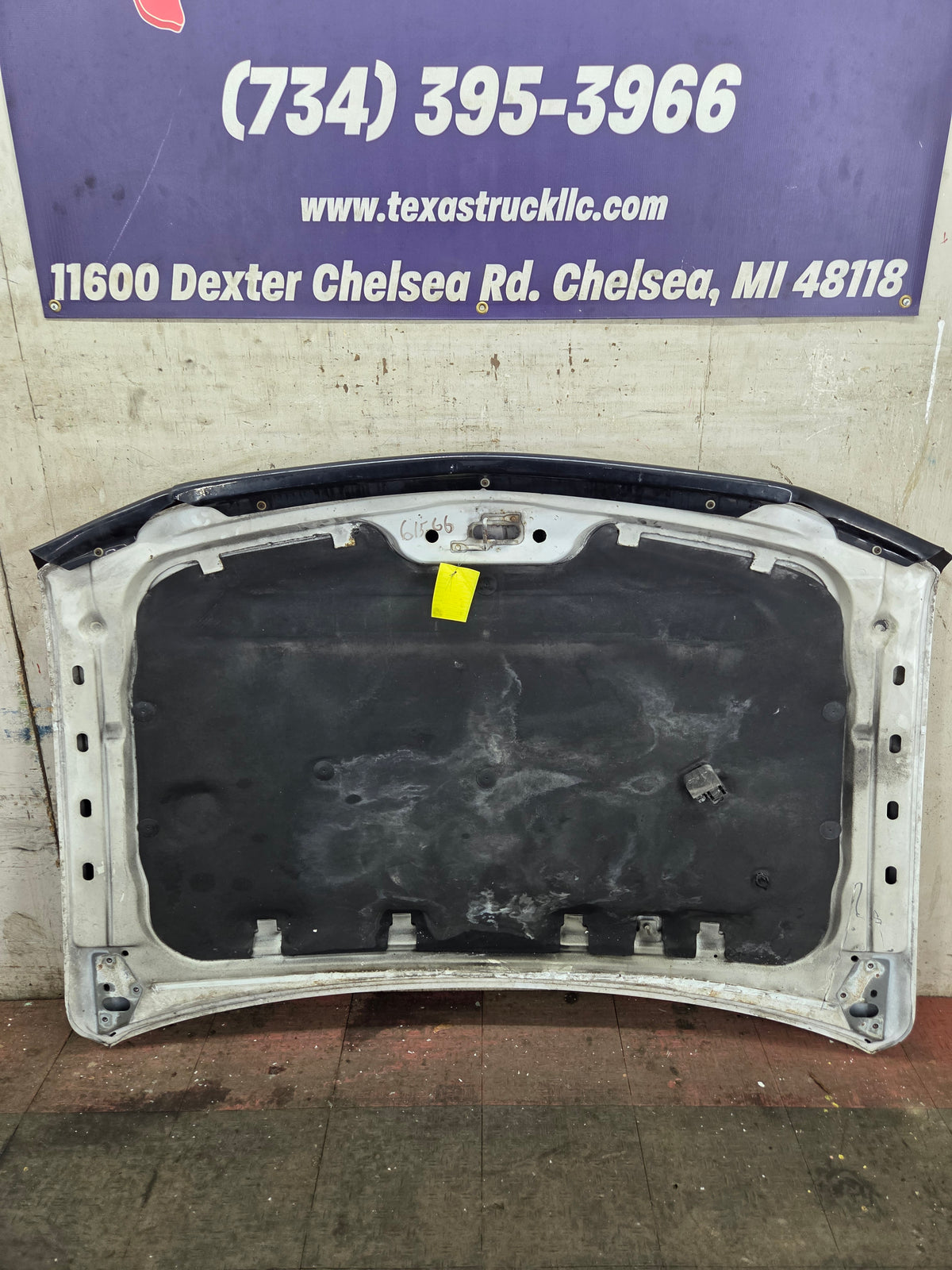 1999-2006 GMC Sierra 1500 2500 3500 Hood