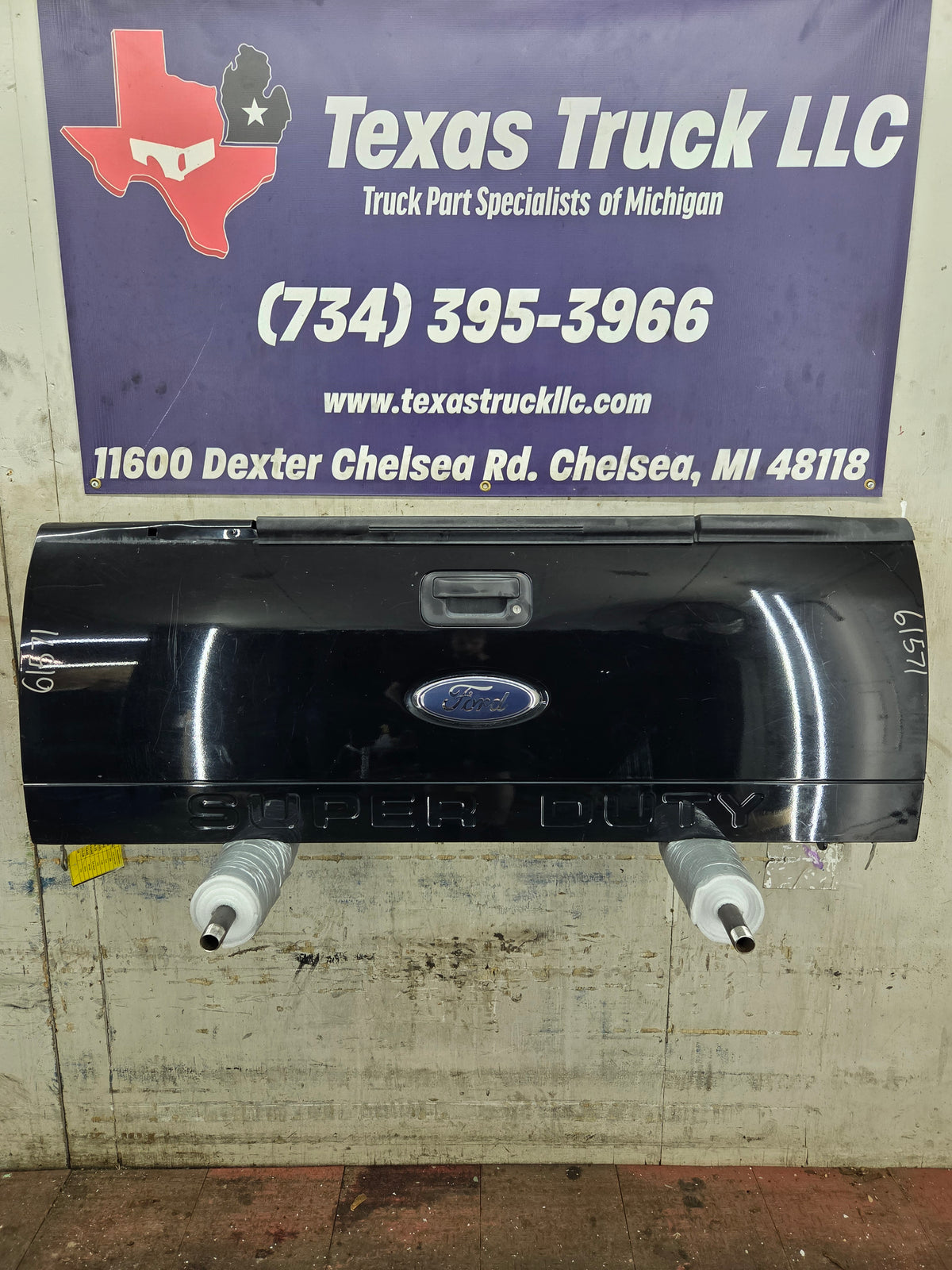 2008-2016 Ford Super Duty Tailgate With Step F250 F350 F450 F550