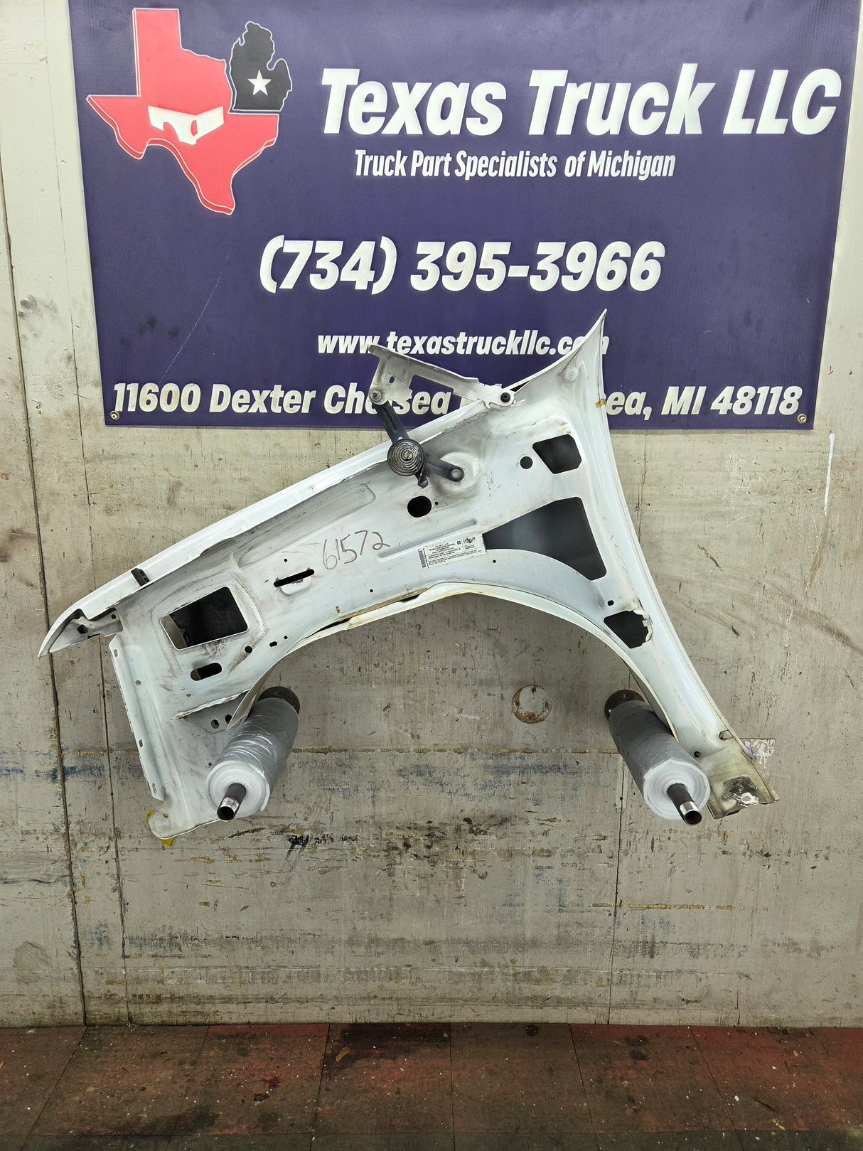 2007-2013 Chevrolet Silverado Passenger Side Front RH Fender 1500 2500 3500 HD