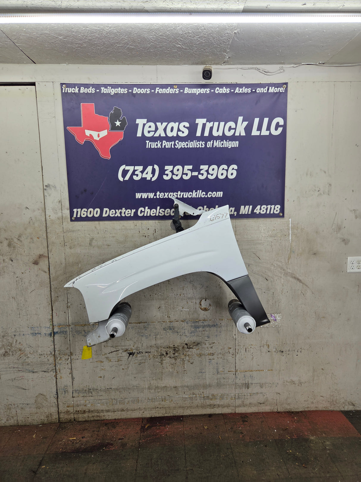 1999-2006 GMC Sierra / Yukon 1500 2500 3500 HD Driver Front Fender