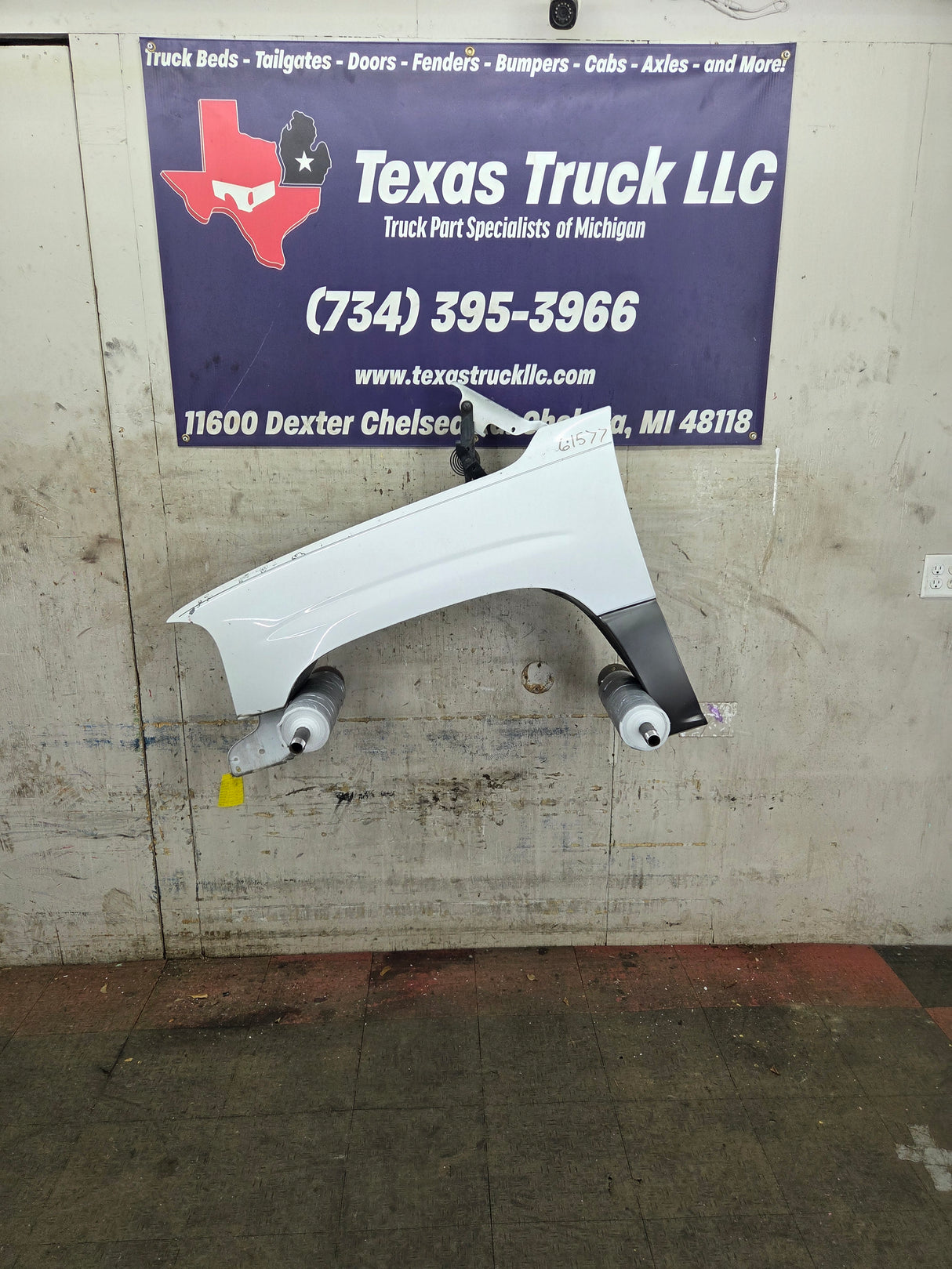 1999-2006 GMC Sierra / Yukon 1500 2500 3500 HD Driver Front Fender