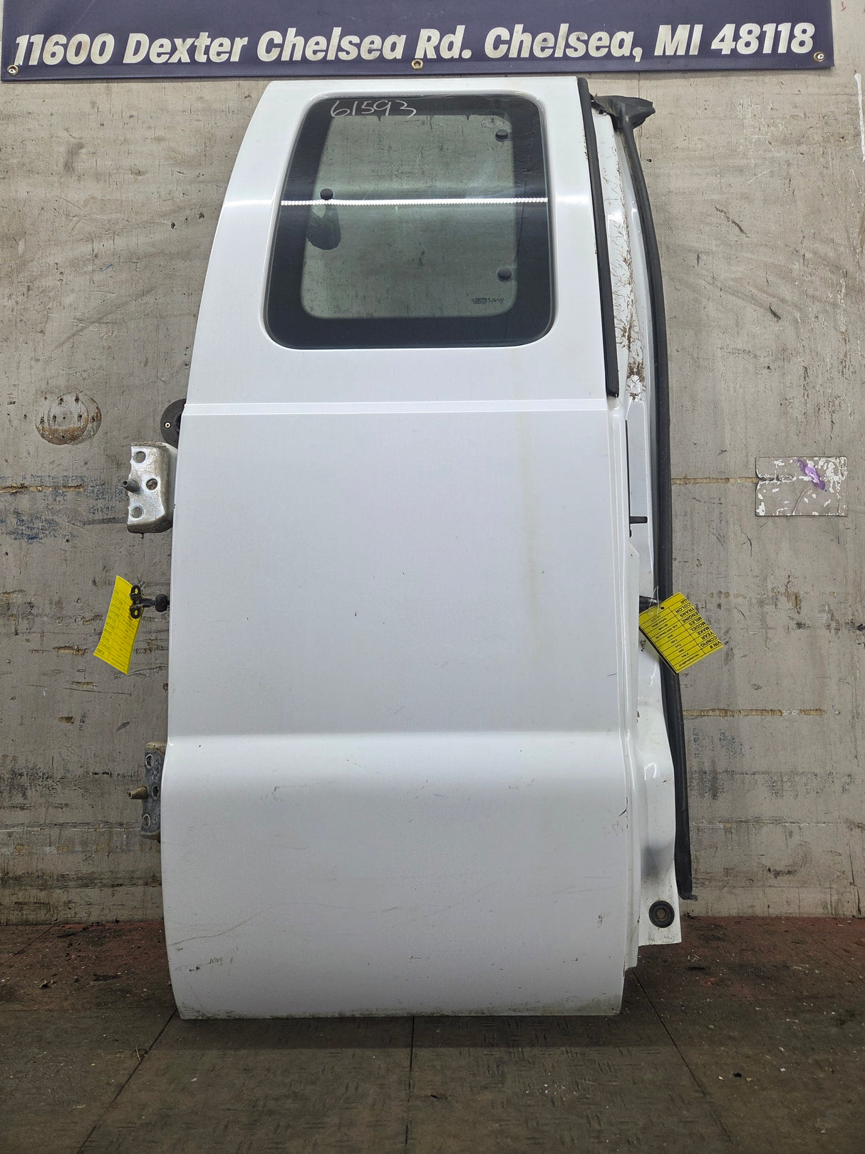1999-2007 Ford Super Duty F250 F350 F450 F550 RH Extended Cab Passenger Rear Door