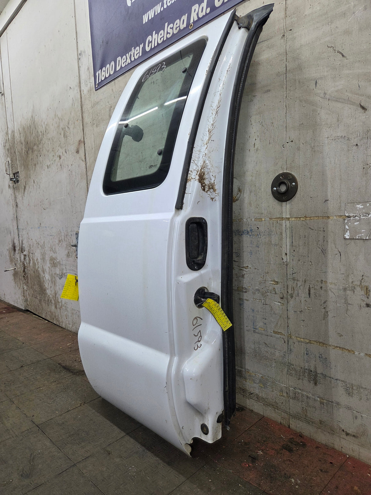 1999-2007 Ford Super Duty F250 F350 F450 F550 RH Extended Cab Passenger Rear Door