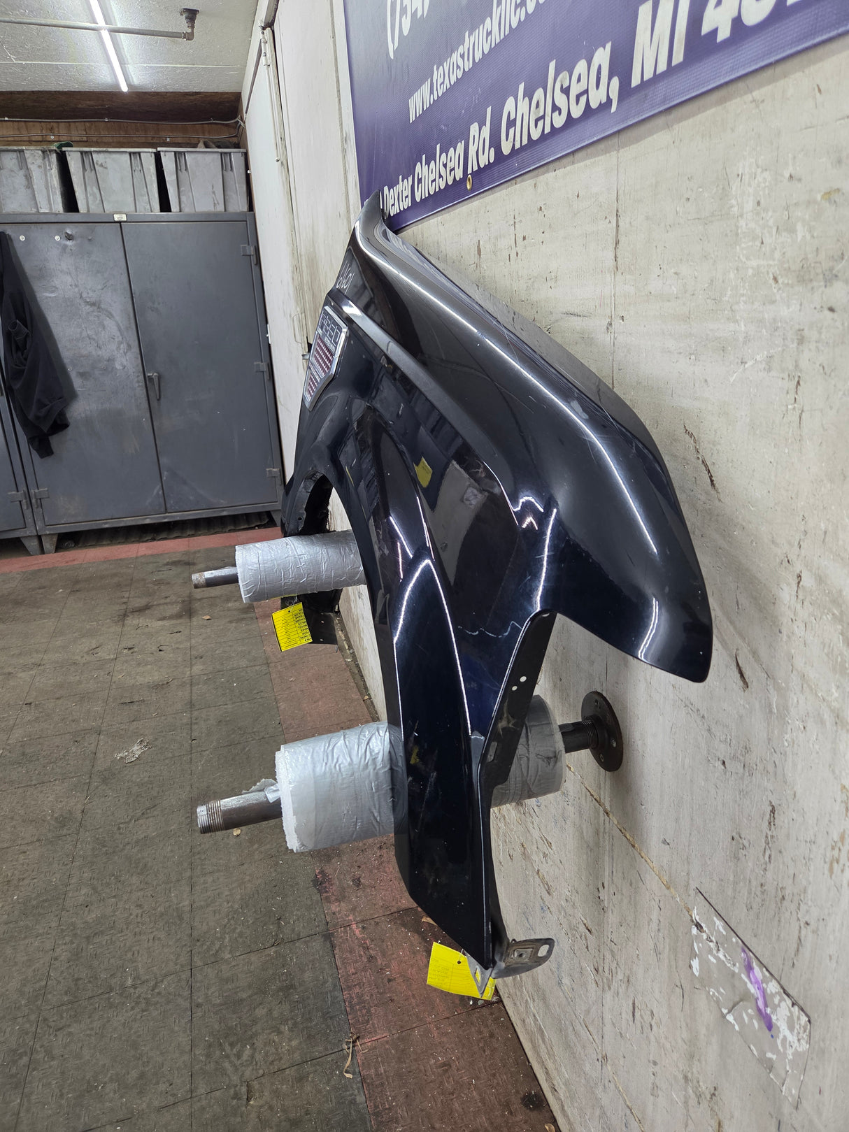 2008-2010 Ford Super Duty F250 F350 RH Passenger Side Fender