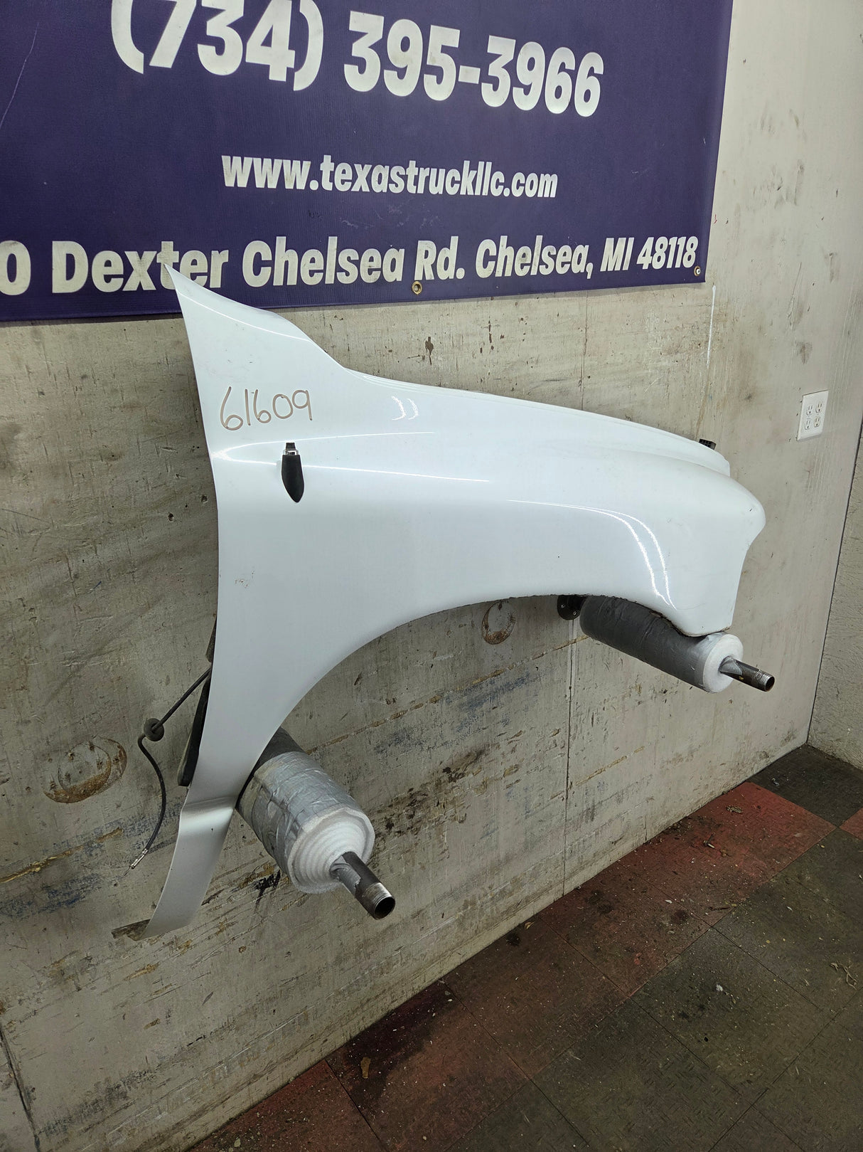 2003-2005 Dodge Ram 3rd Gen 1500 2500 3500 RH Passenger Side Fender
