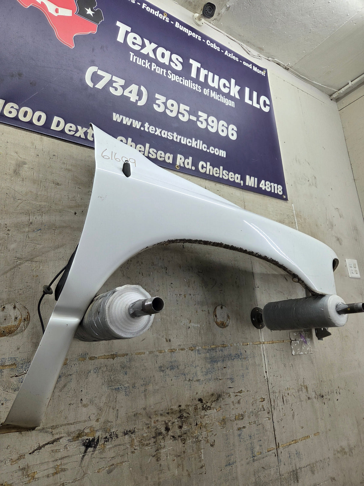 2003-2005 Dodge Ram 3rd Gen 1500 2500 3500 RH Passenger Side Fender