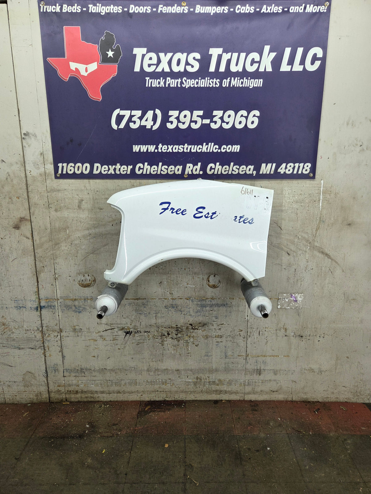 1996-2002 Chevrolet / GMC Express Savana 1500 2500 3500 Left Hand Driver Side Front Fender