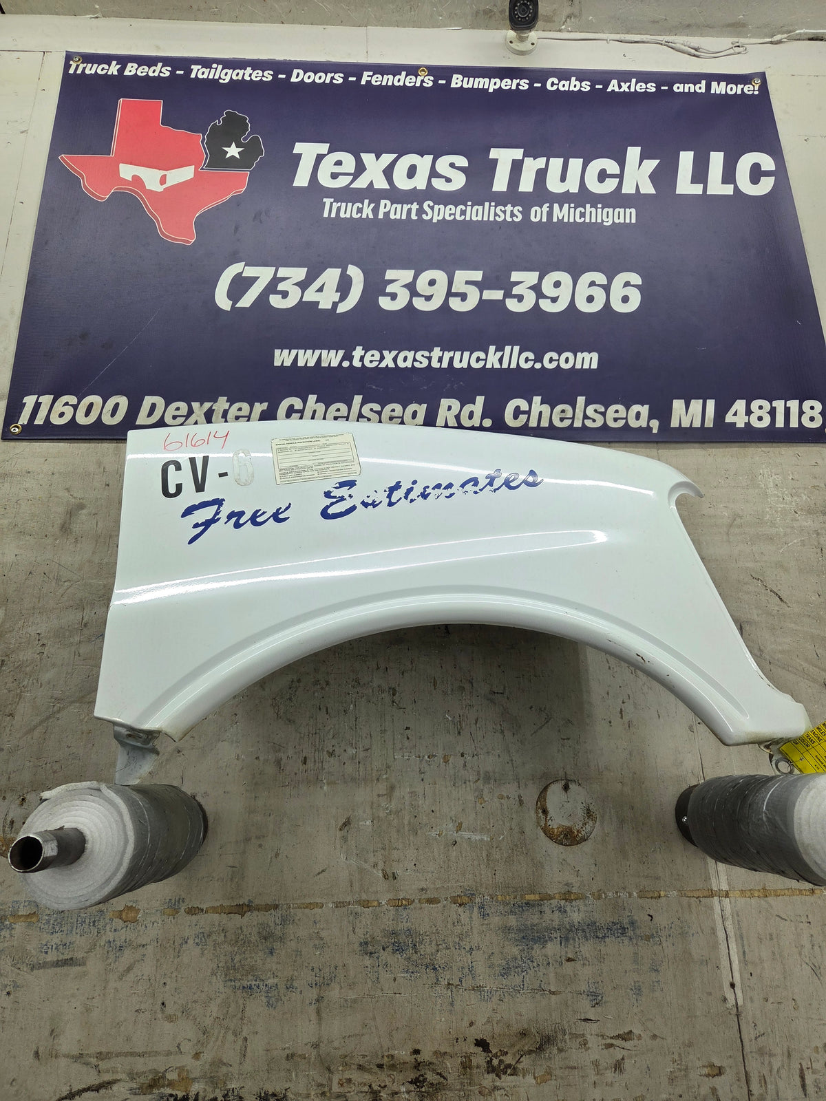 1996-2002 Chevrolet / GMC Express Savana 1500 2500 3500 Right Hand Passenger Side Front Fender