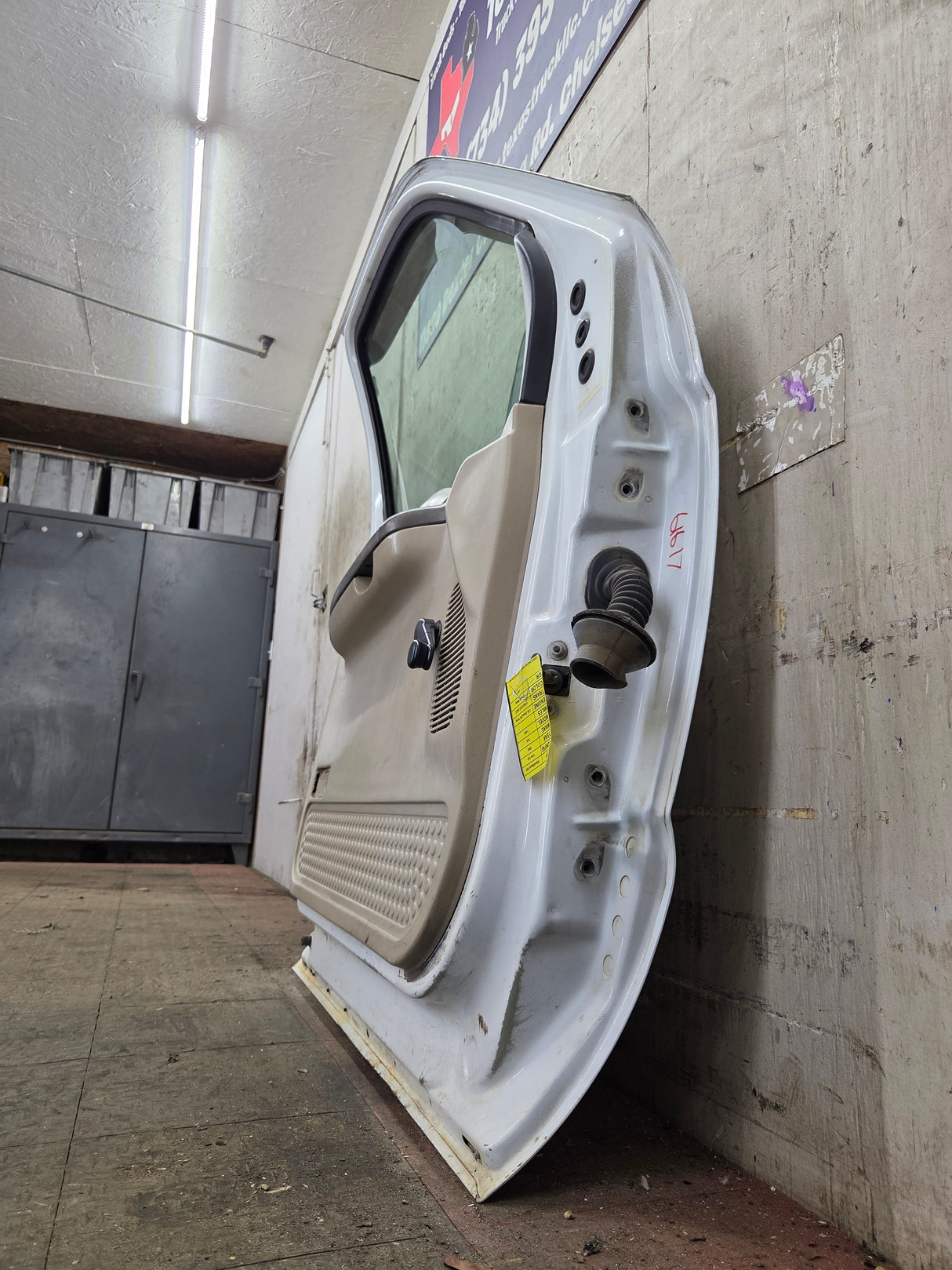 1999-2011 Ford Super Duty LH Driver Side Front Door F250 F350 F450 F550