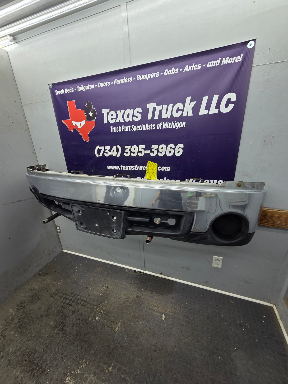 2007-2008 GMC Sierra 1500 Front Bumper