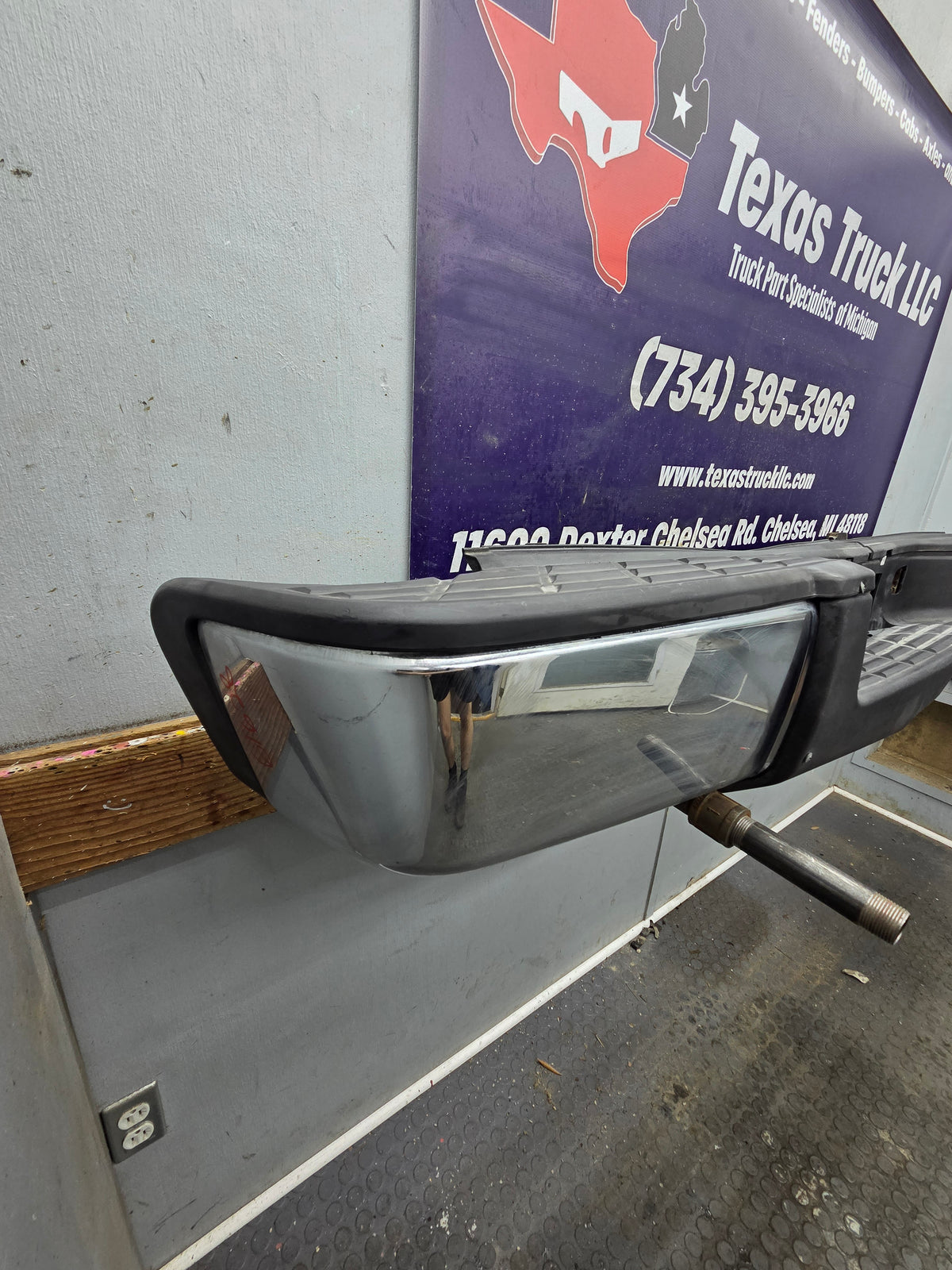 2011-2014 Chevrolet Silverado / GMC Sierra 2500 3500 HD Rear Bumper
