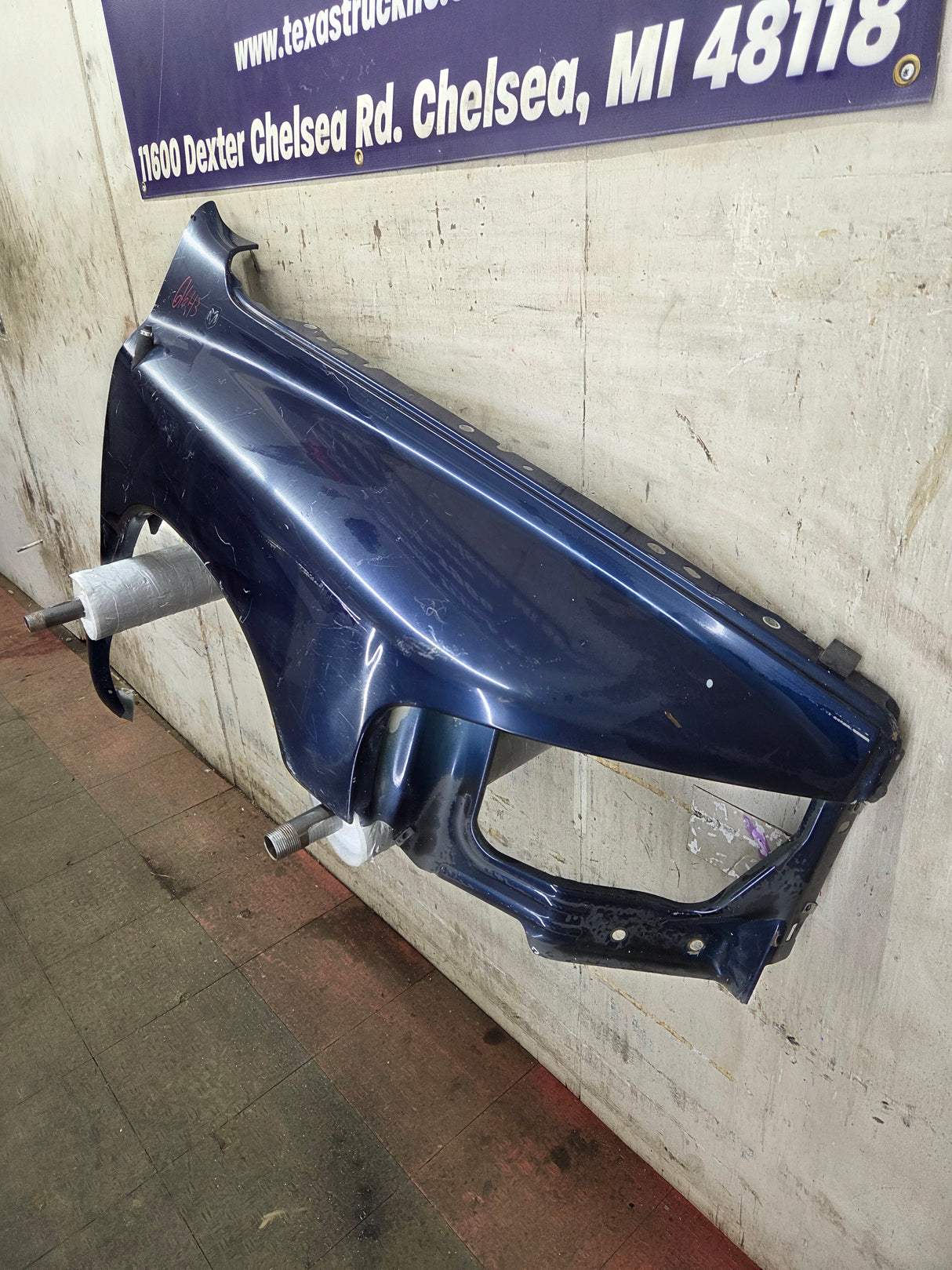 2003-2005 Dodge Ram 3rd Gen 1500 2500 3500 RH Passenger Side Fender