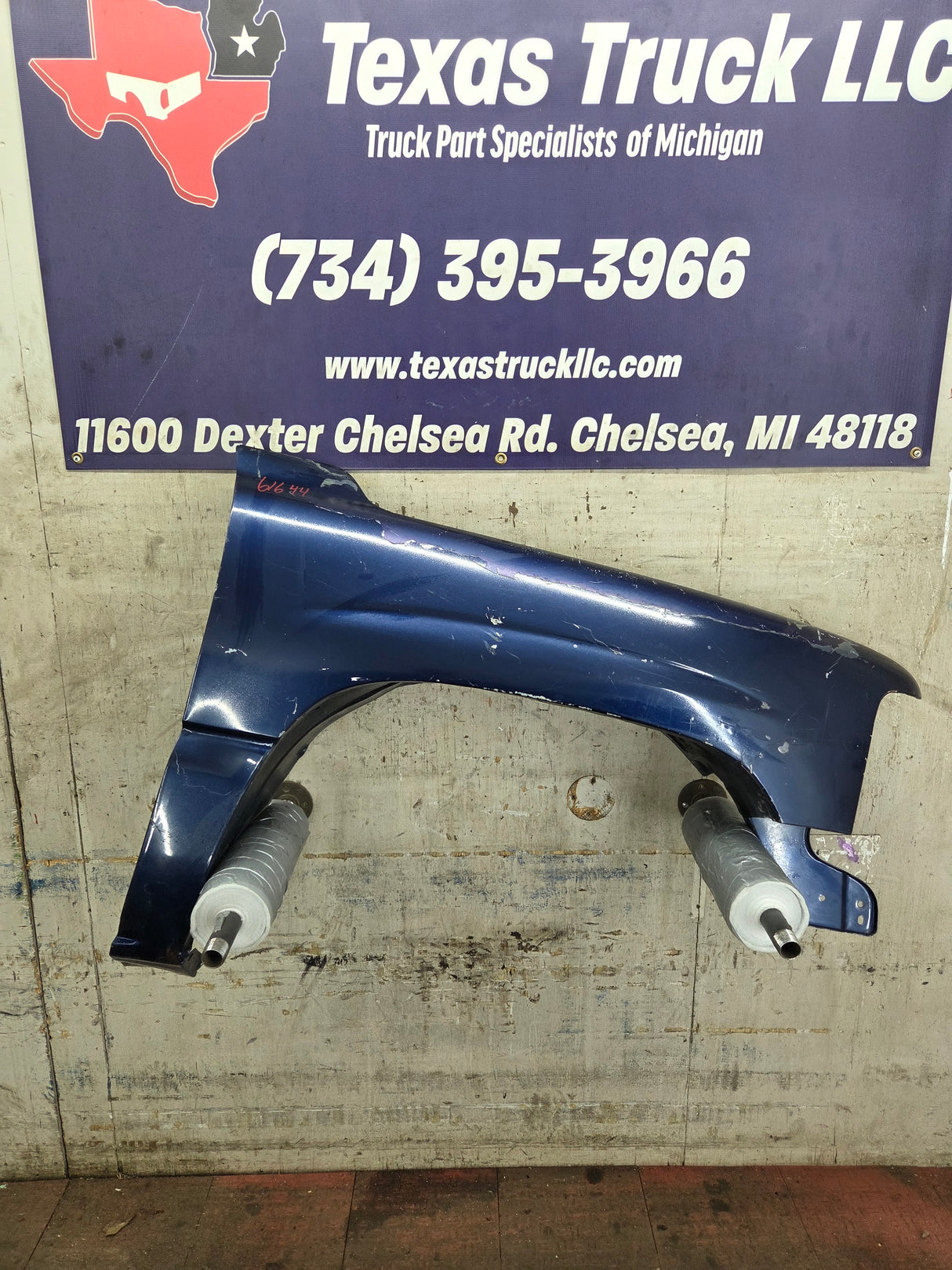1999-2002 Chevrolet Silverado / Tahoe / Suburban 1500 2500 3500 HD Passenger Front Fender